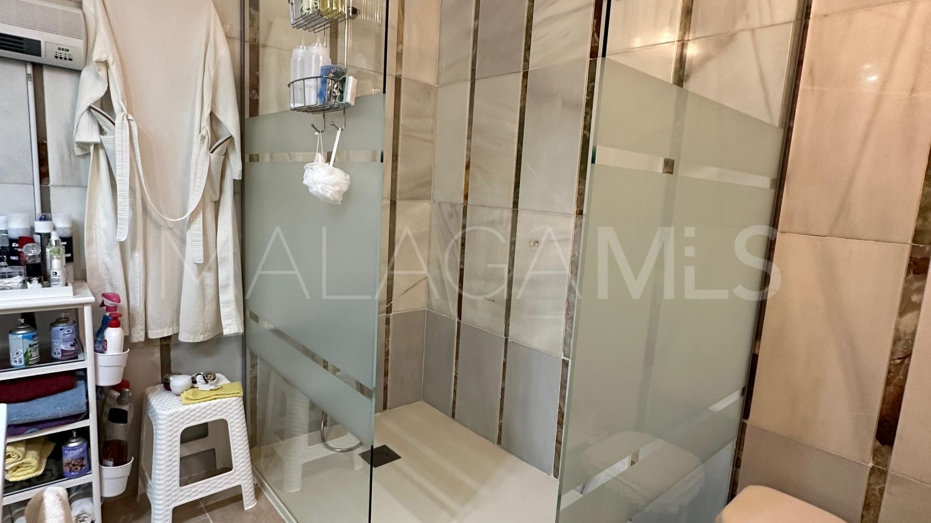 3 bedrooms Estepona Centre apartment for sale