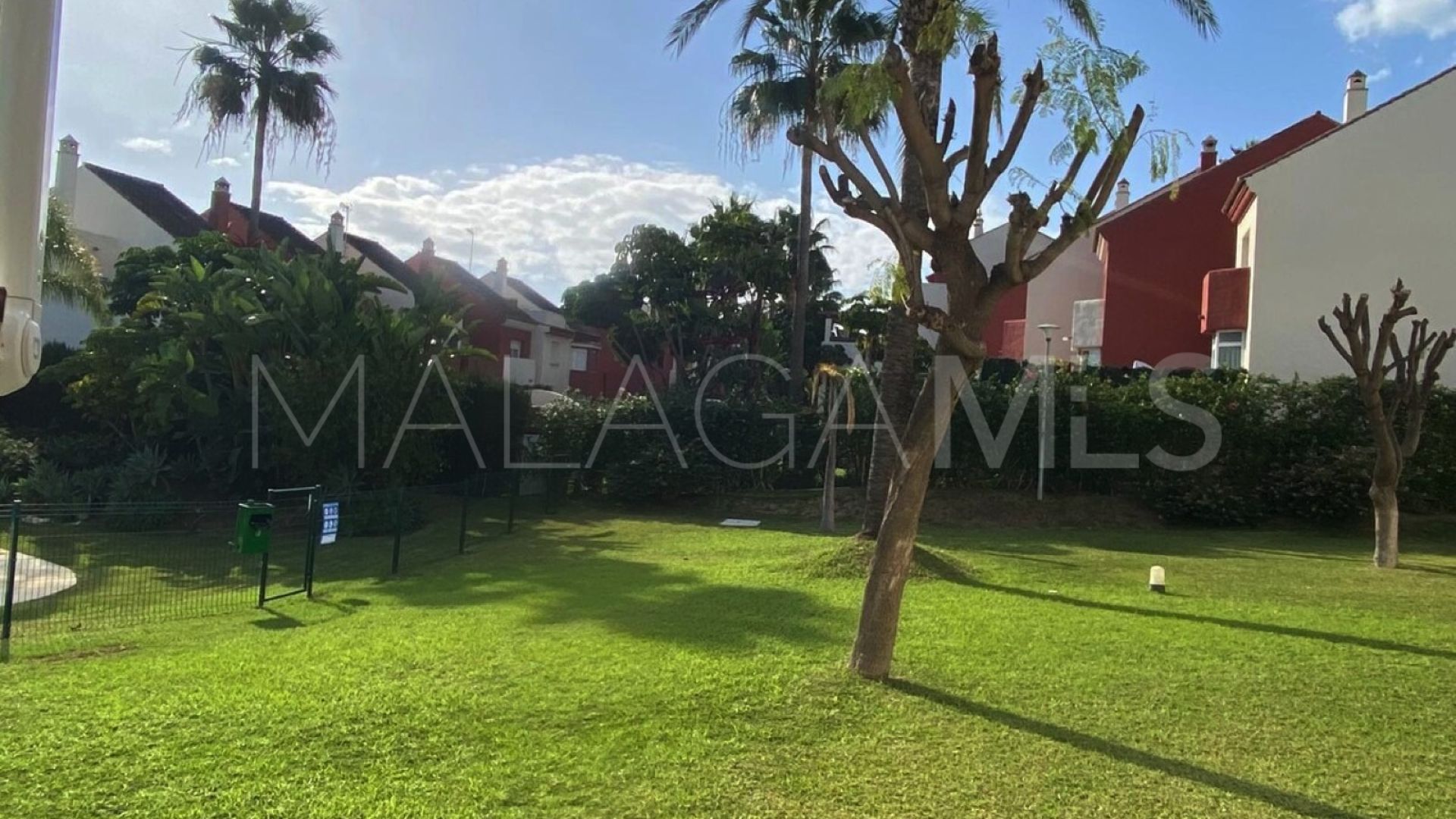 Adosado for sale de 2 bedrooms in Selwo