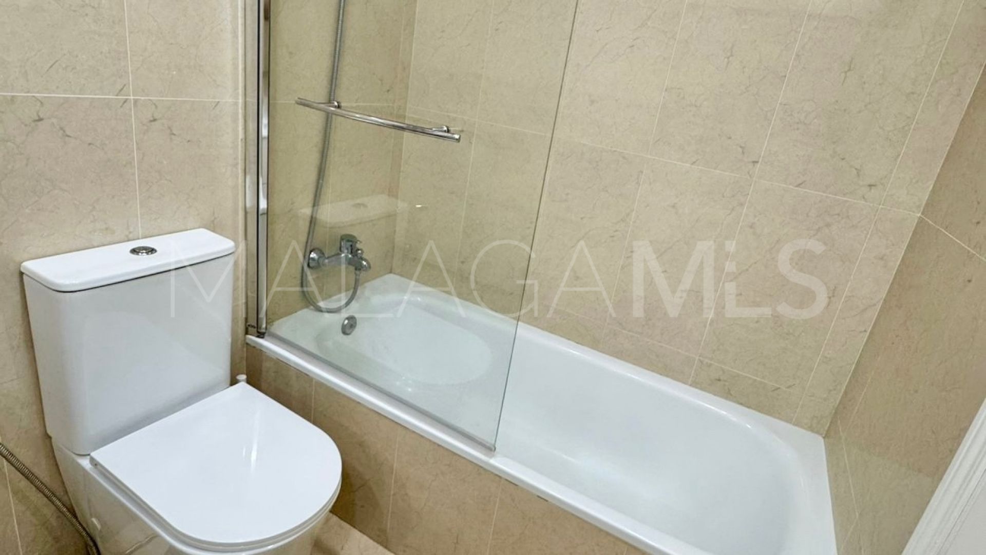 Wohnung for sale in Nueva Andalucia