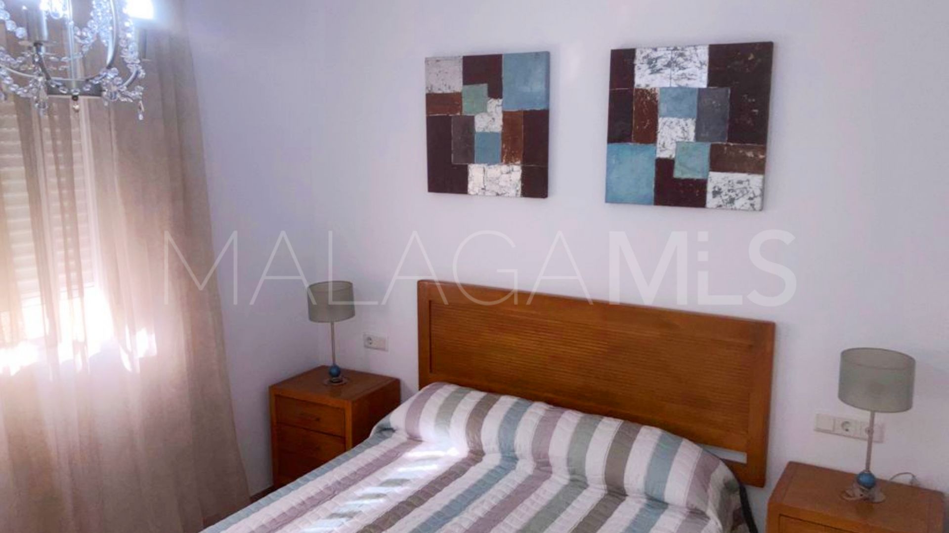 Lägenhet for sale in Estepona Puerto
