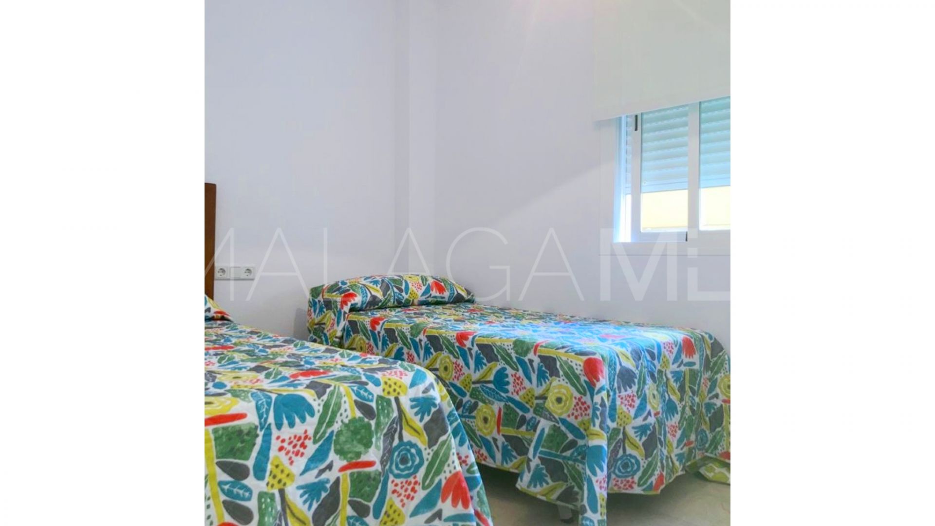 3 bedrooms apartment in Estepona Puerto for sale
