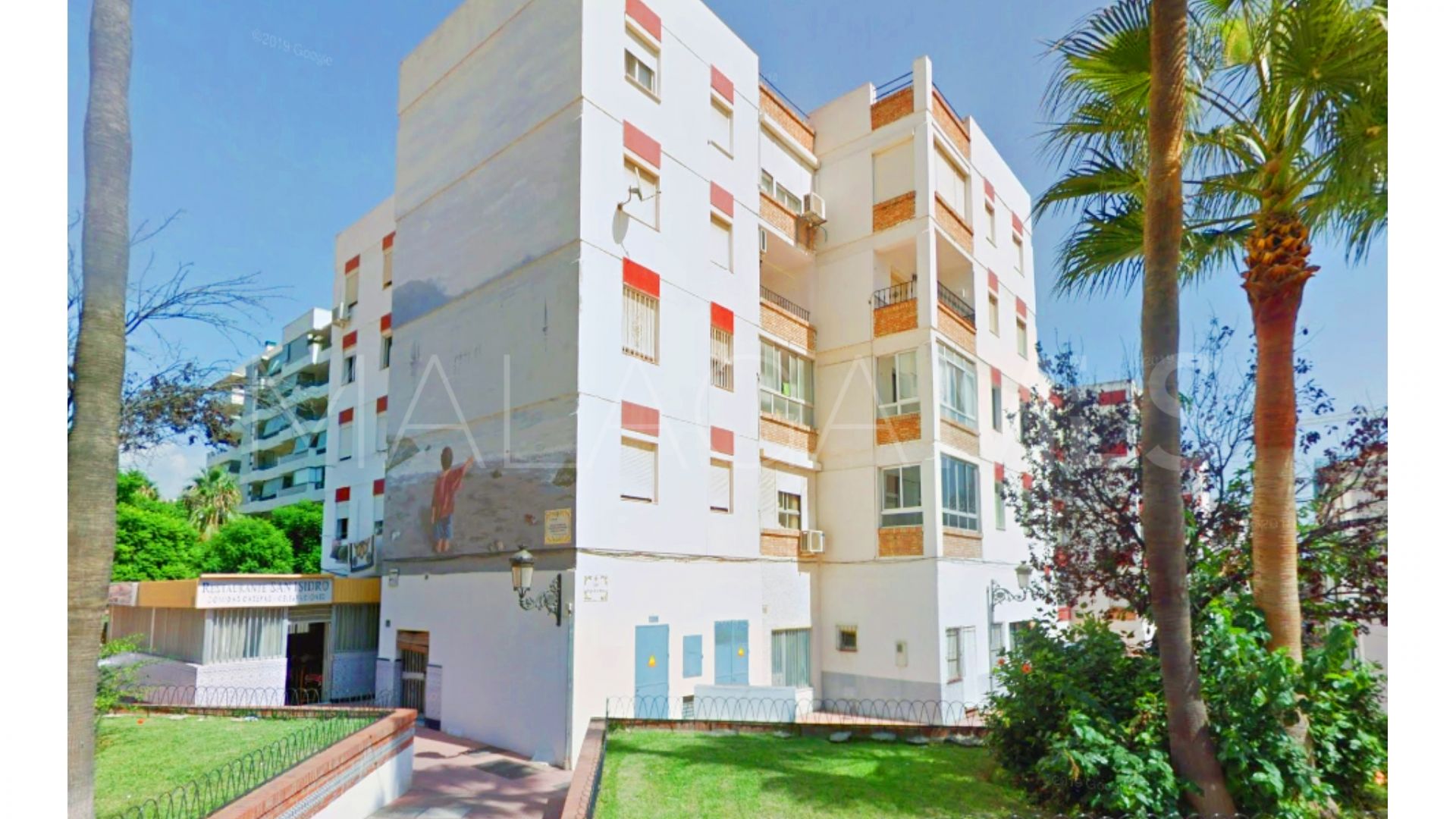 Lägenhet for sale in Avda de Andalucia - Sierra de Estepona