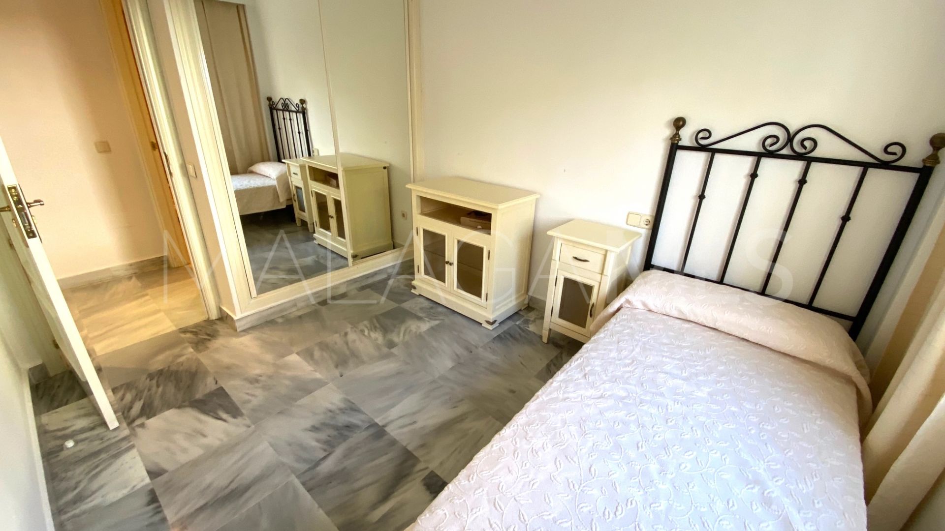 Appartement rez de chaussée for sale in Marbella - Puerto Banus