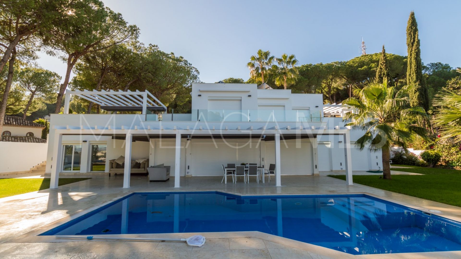 Villa with 5 bedrooms for sale in Nueva Andalucia