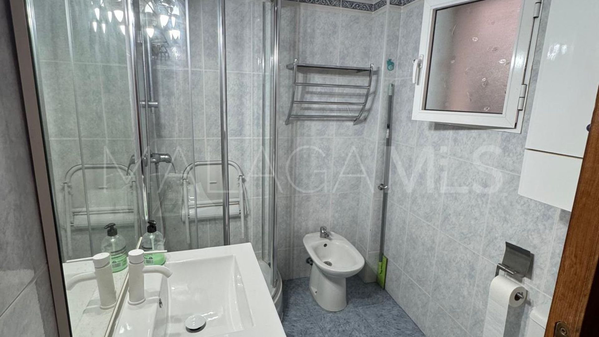 For sale apartment with 3 bedrooms in Sabinillas