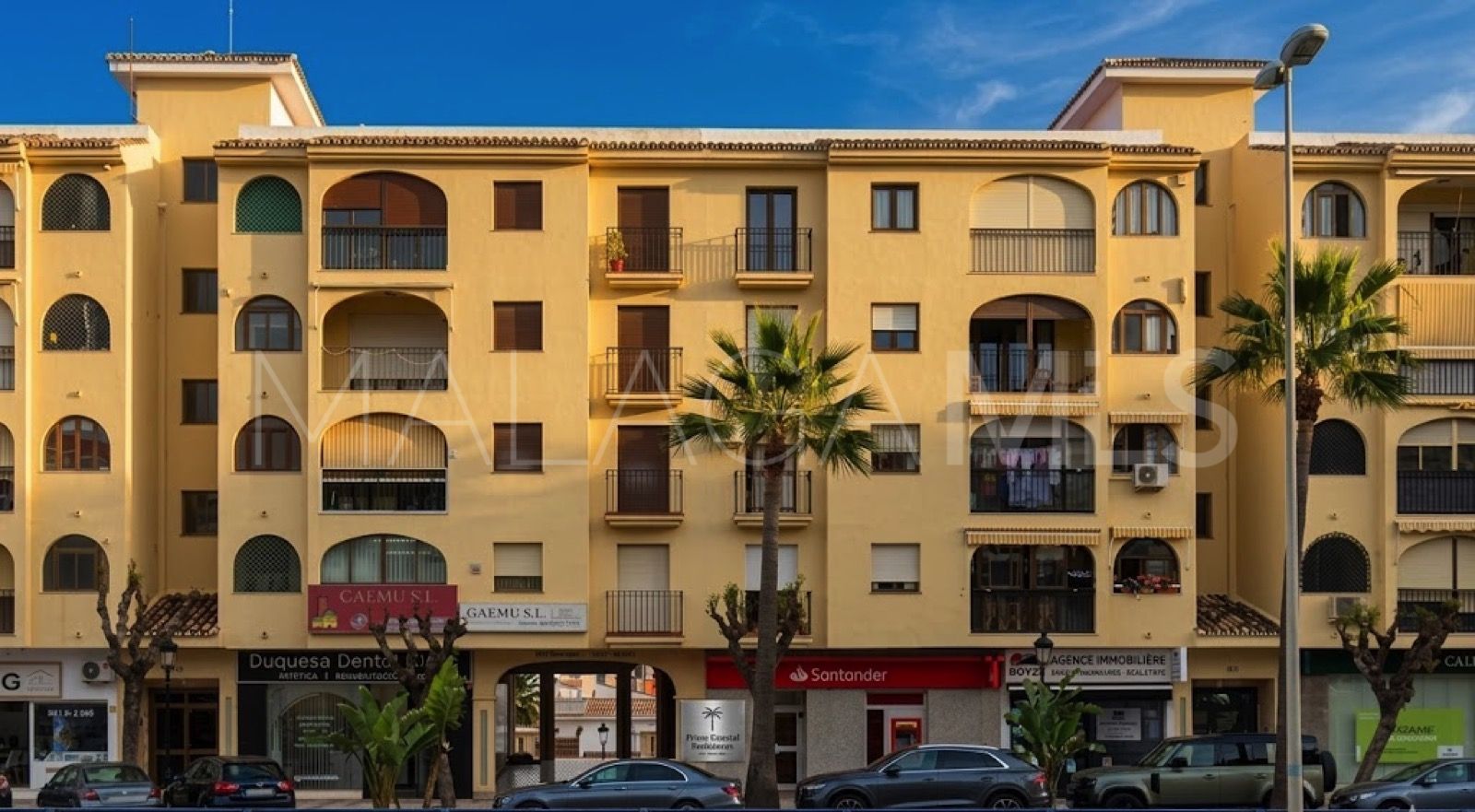 For sale apartment with 3 bedrooms in Sabinillas