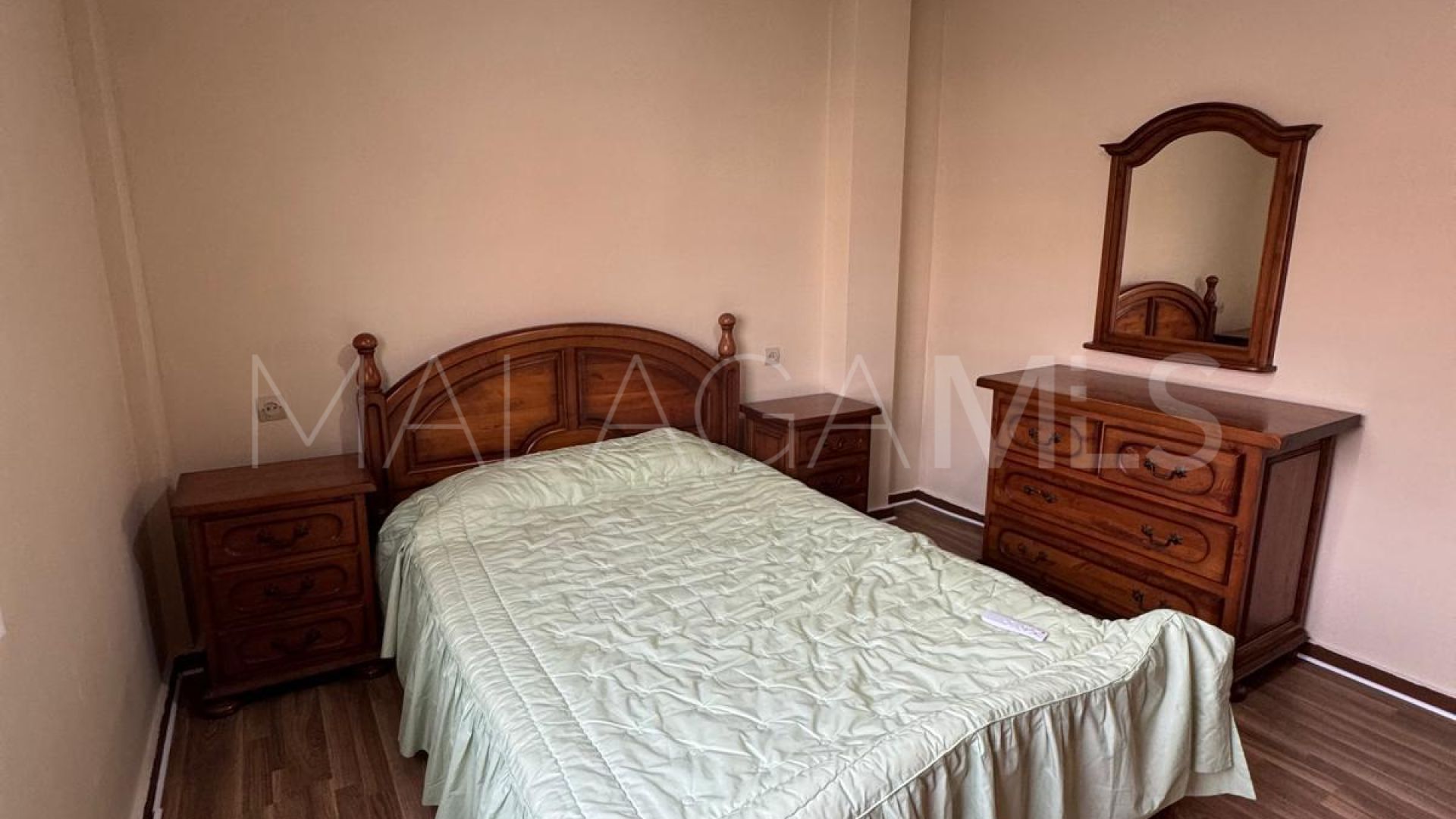 For sale apartment with 3 bedrooms in Sabinillas