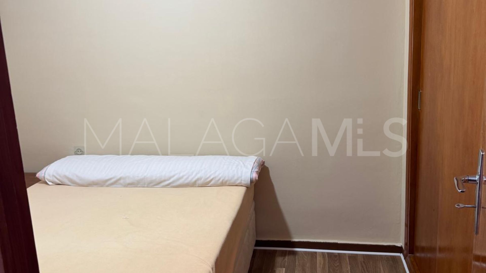 For sale apartment with 3 bedrooms in Sabinillas