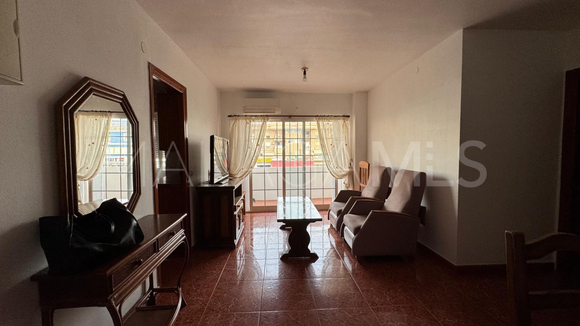 For sale apartment with 3 bedrooms in Sabinillas