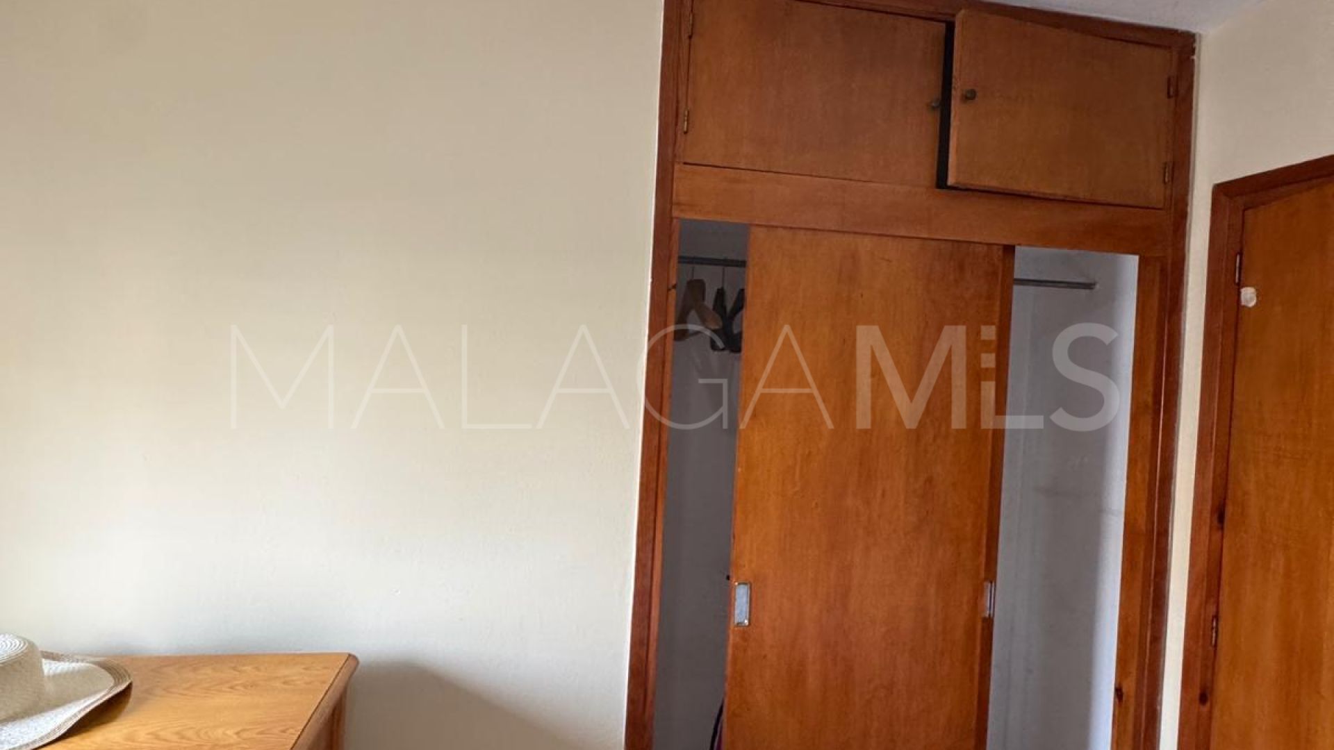 For sale apartment with 3 bedrooms in Sabinillas