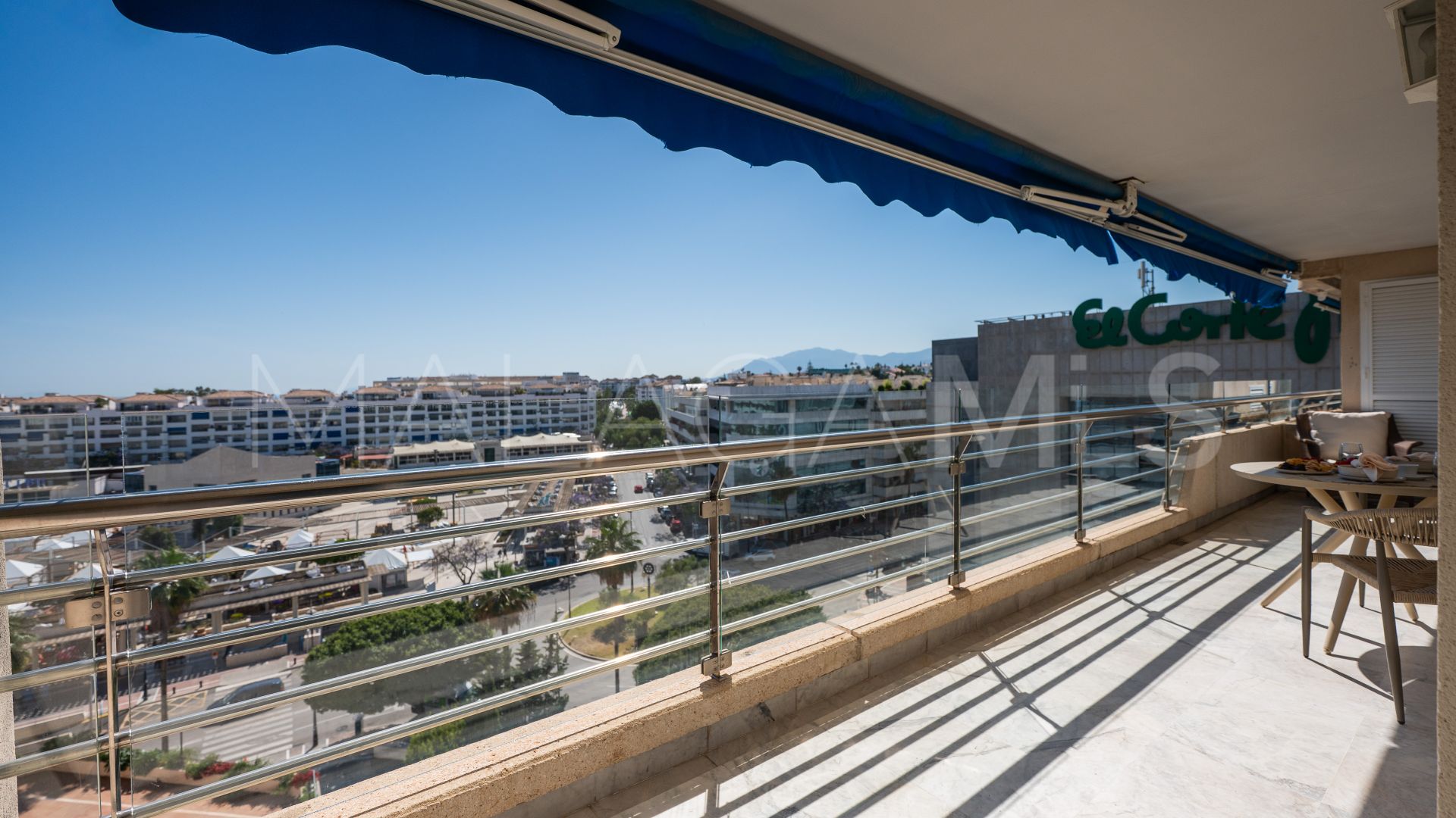 Apartment for sale in Marina Banus