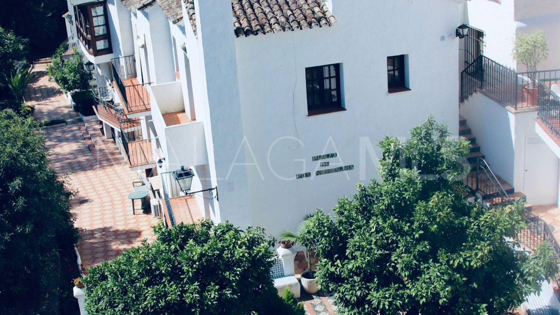 Studio for sale in Benahavis Centro