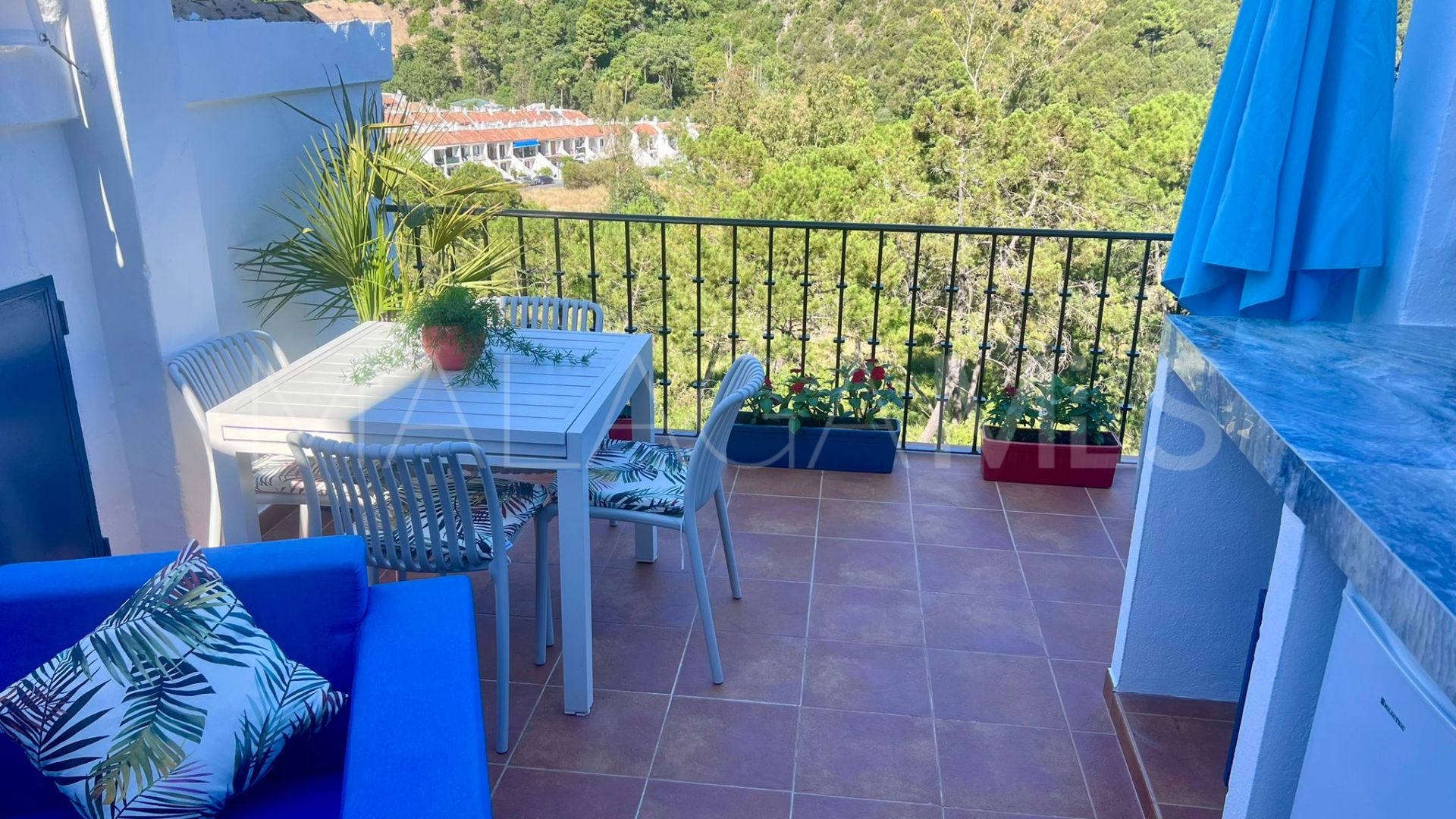 Studio for sale in Benahavis Centro