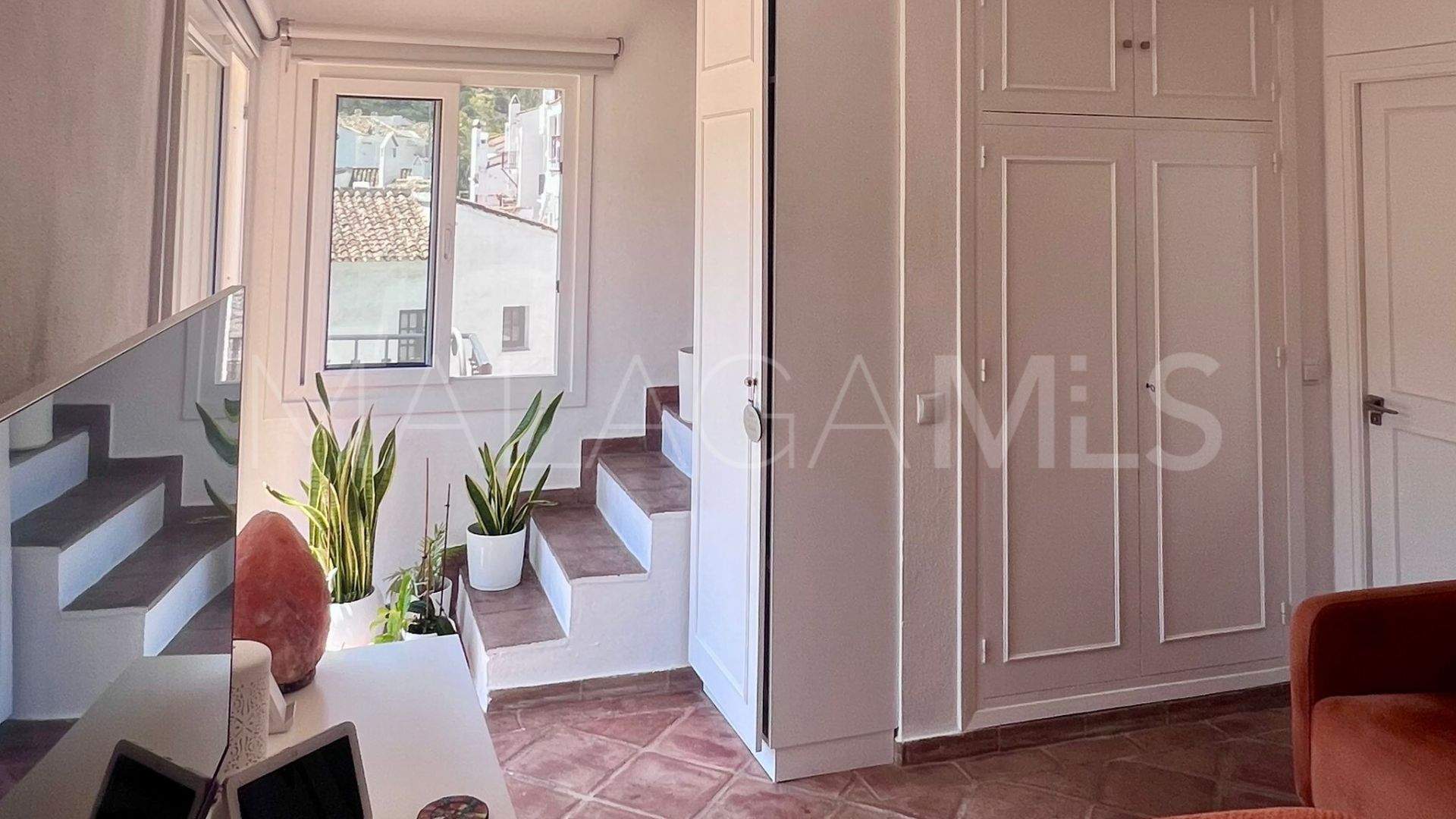 Studio for sale in Benahavis Centro
