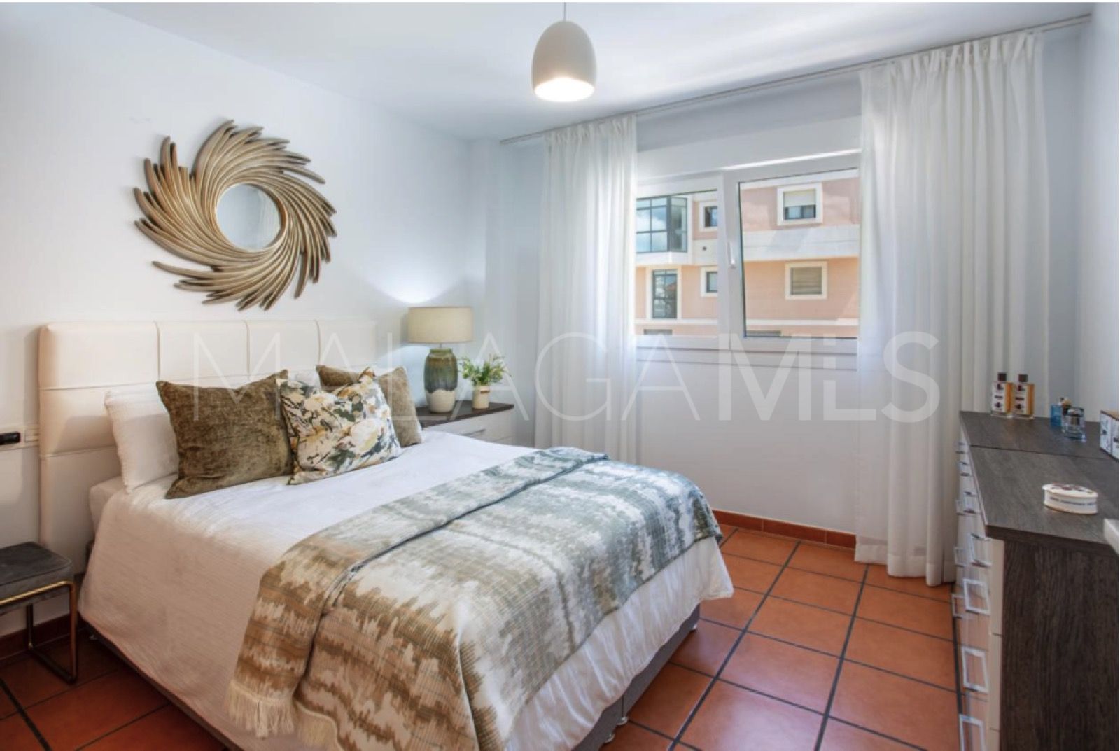 Villa for sale in Sabinillas
