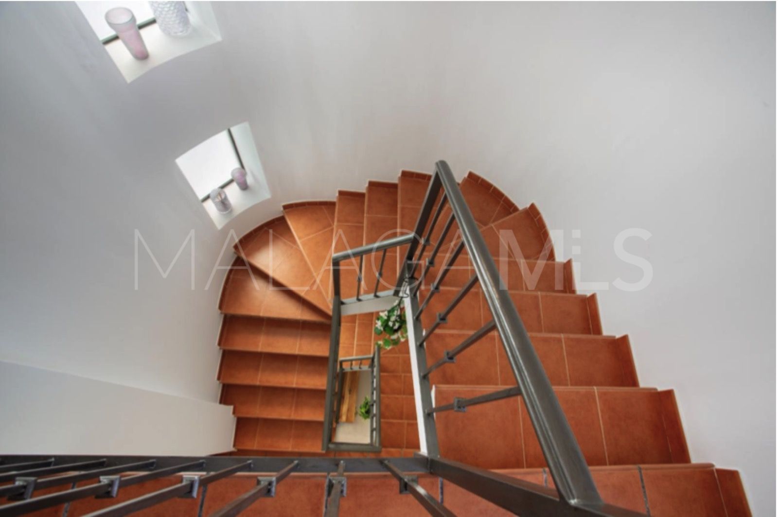 Villa for sale in Sabinillas