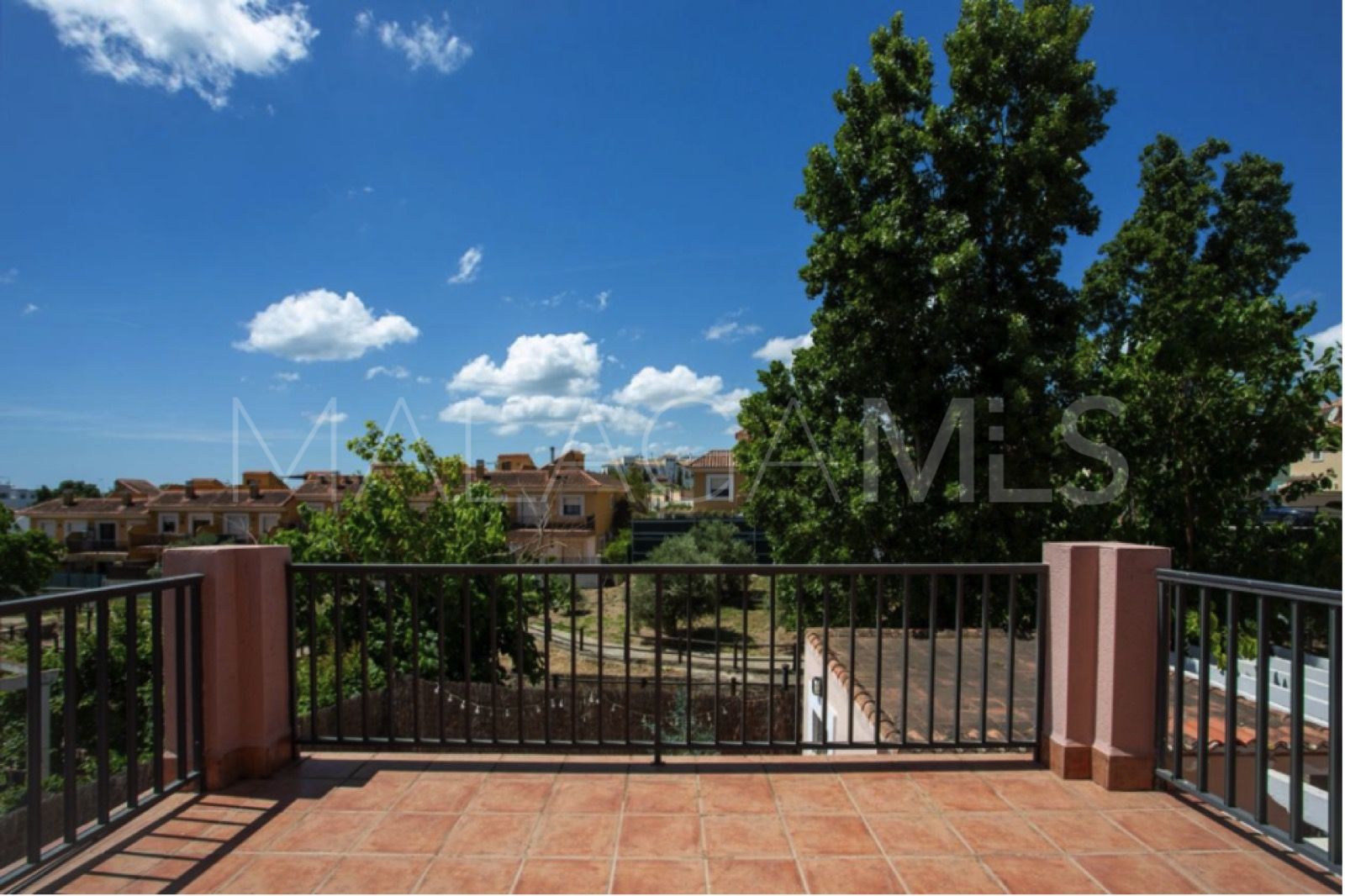Villa for sale in Sabinillas
