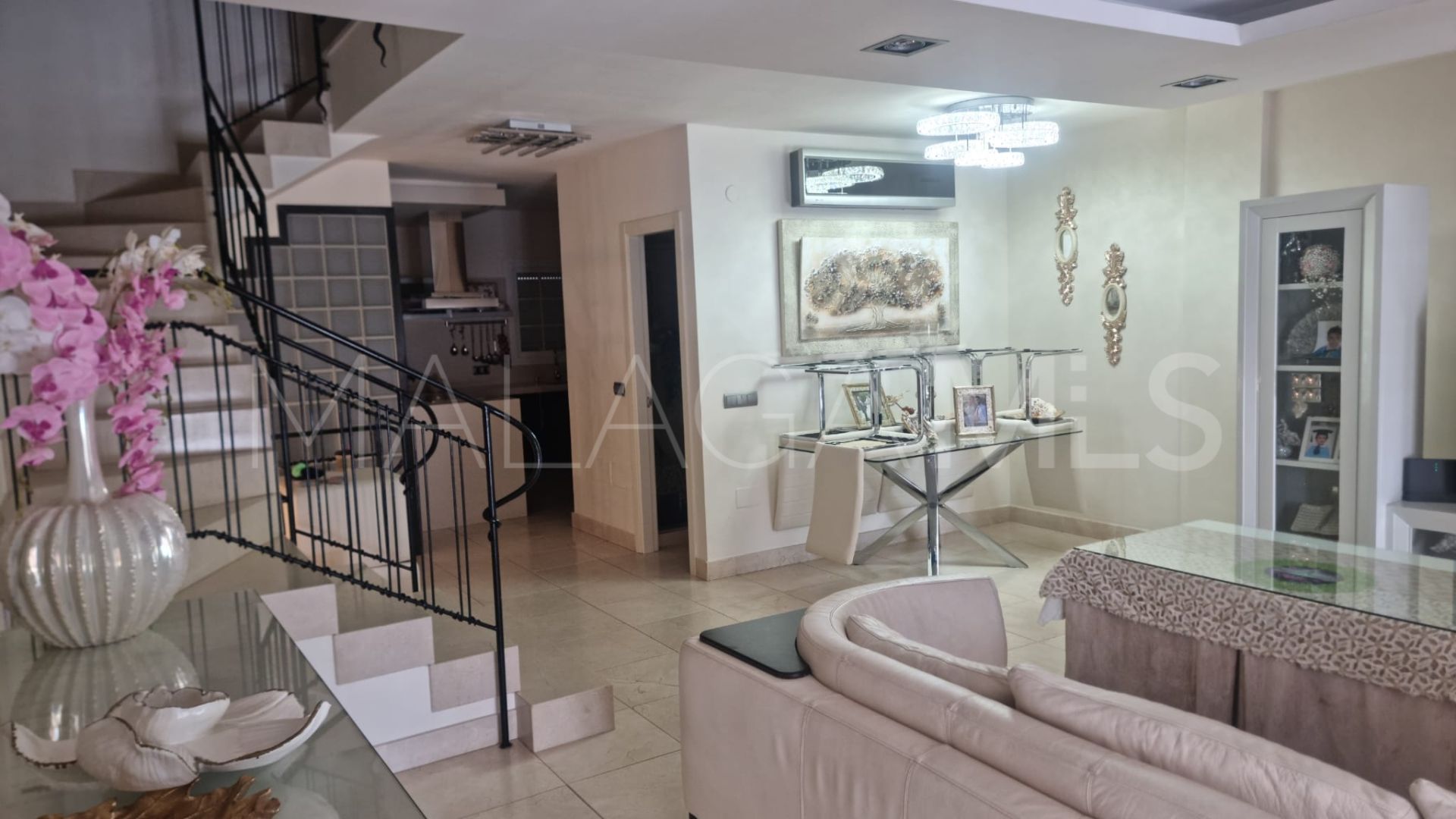 Town house for sale in Estepona Town