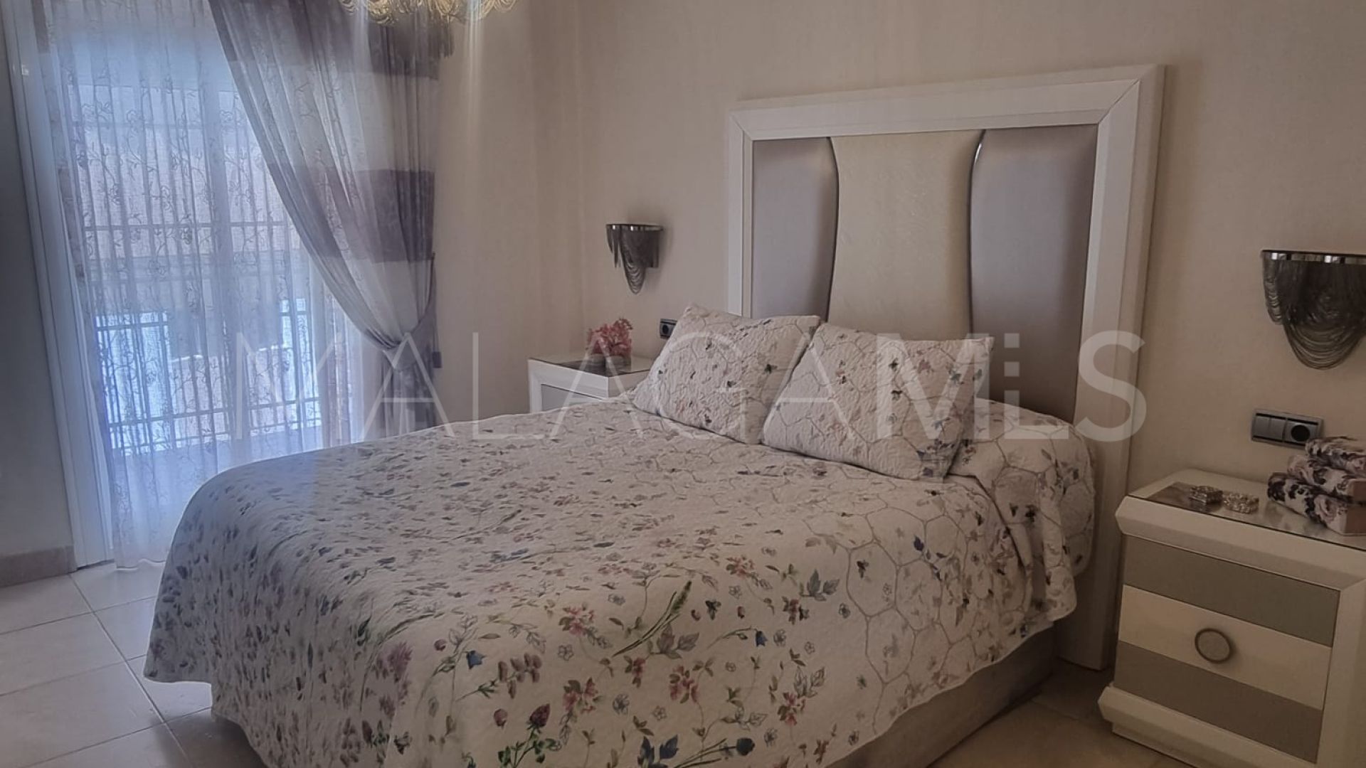 Town house for sale in Estepona Town