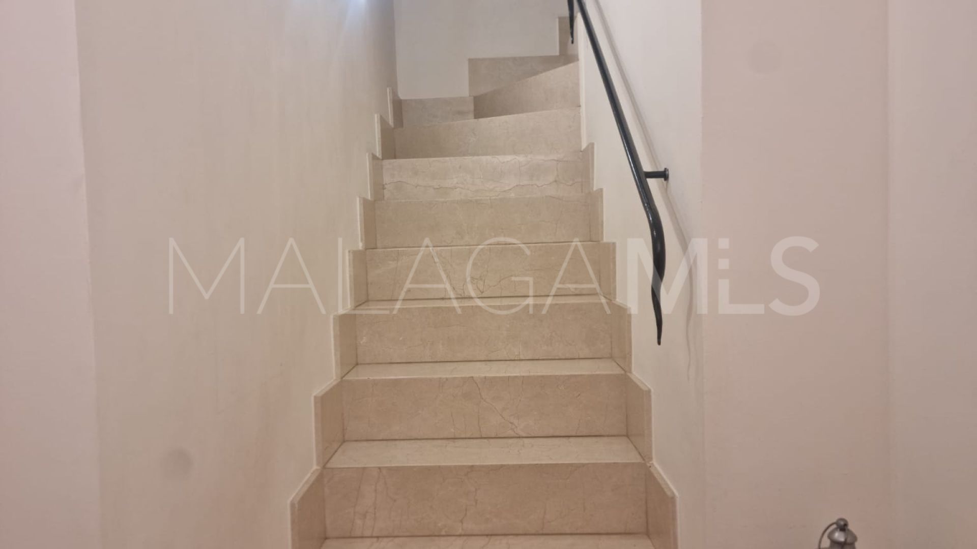 Town house for sale in Estepona Town
