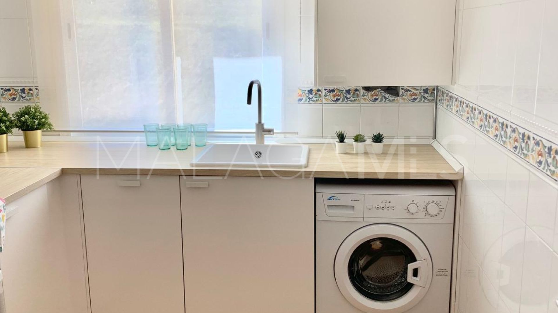 Estepona Puerto, apartamento for sale de 2 bedrooms