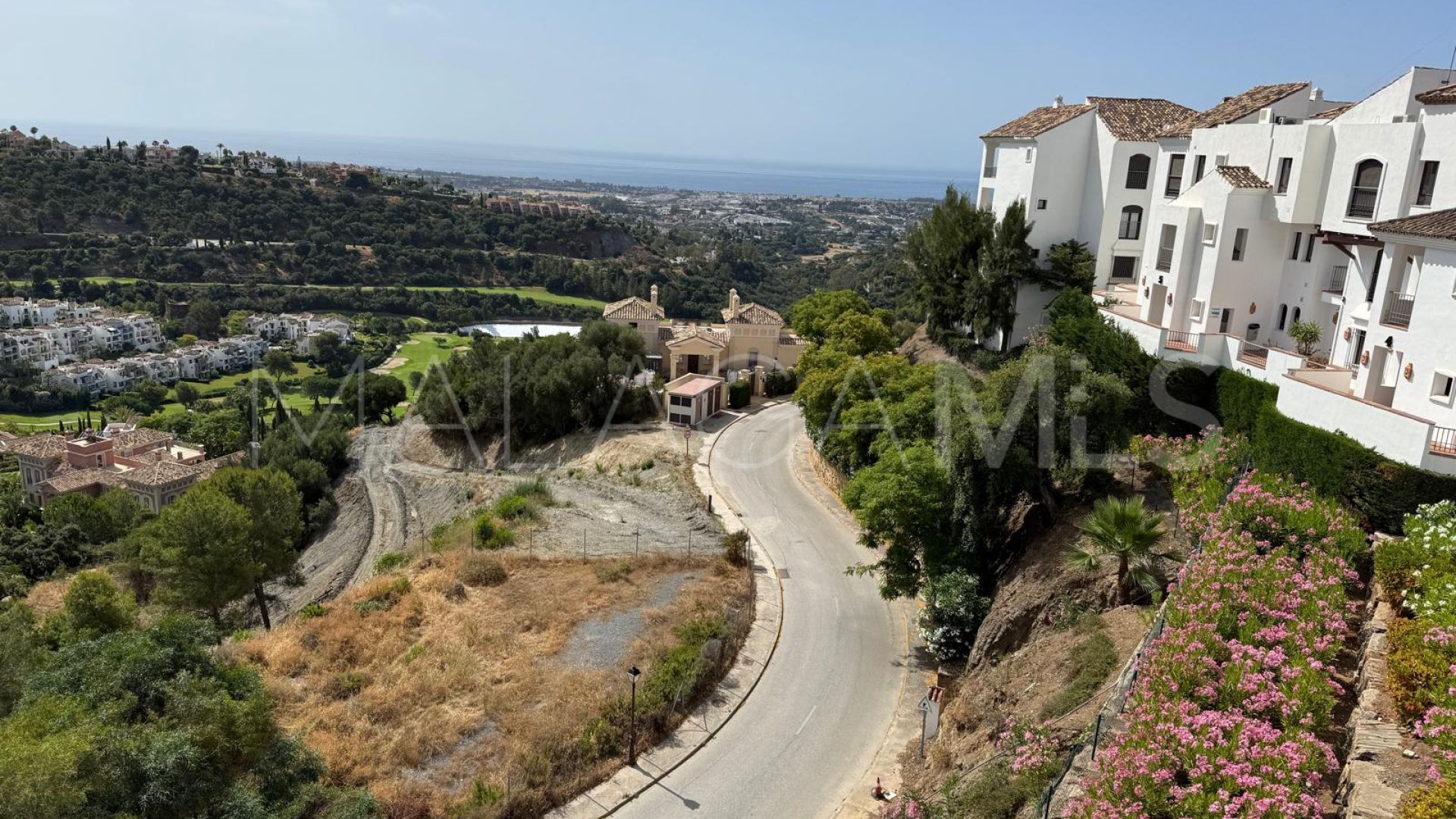 For sale penthouse with 2 bedrooms in Los Arqueros