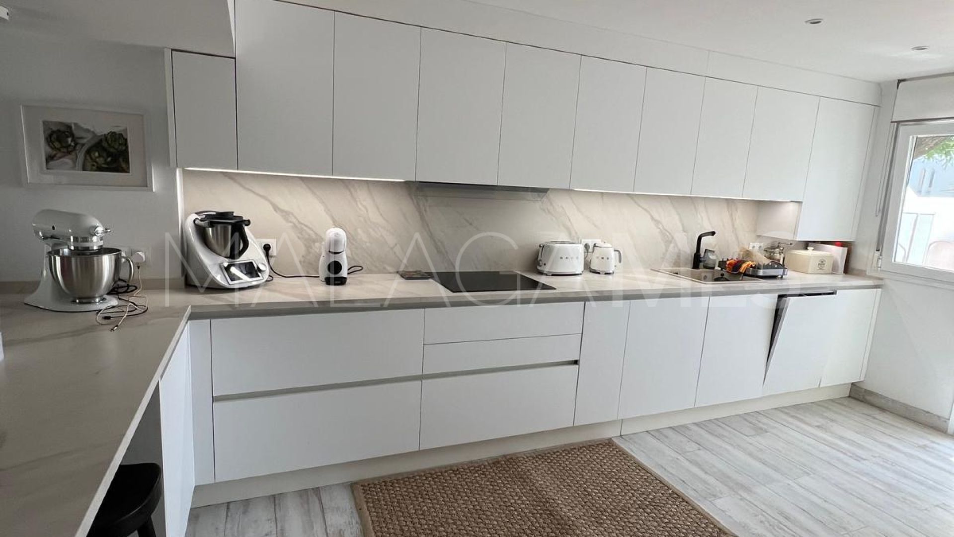 Parhus for sale in Casares Playa