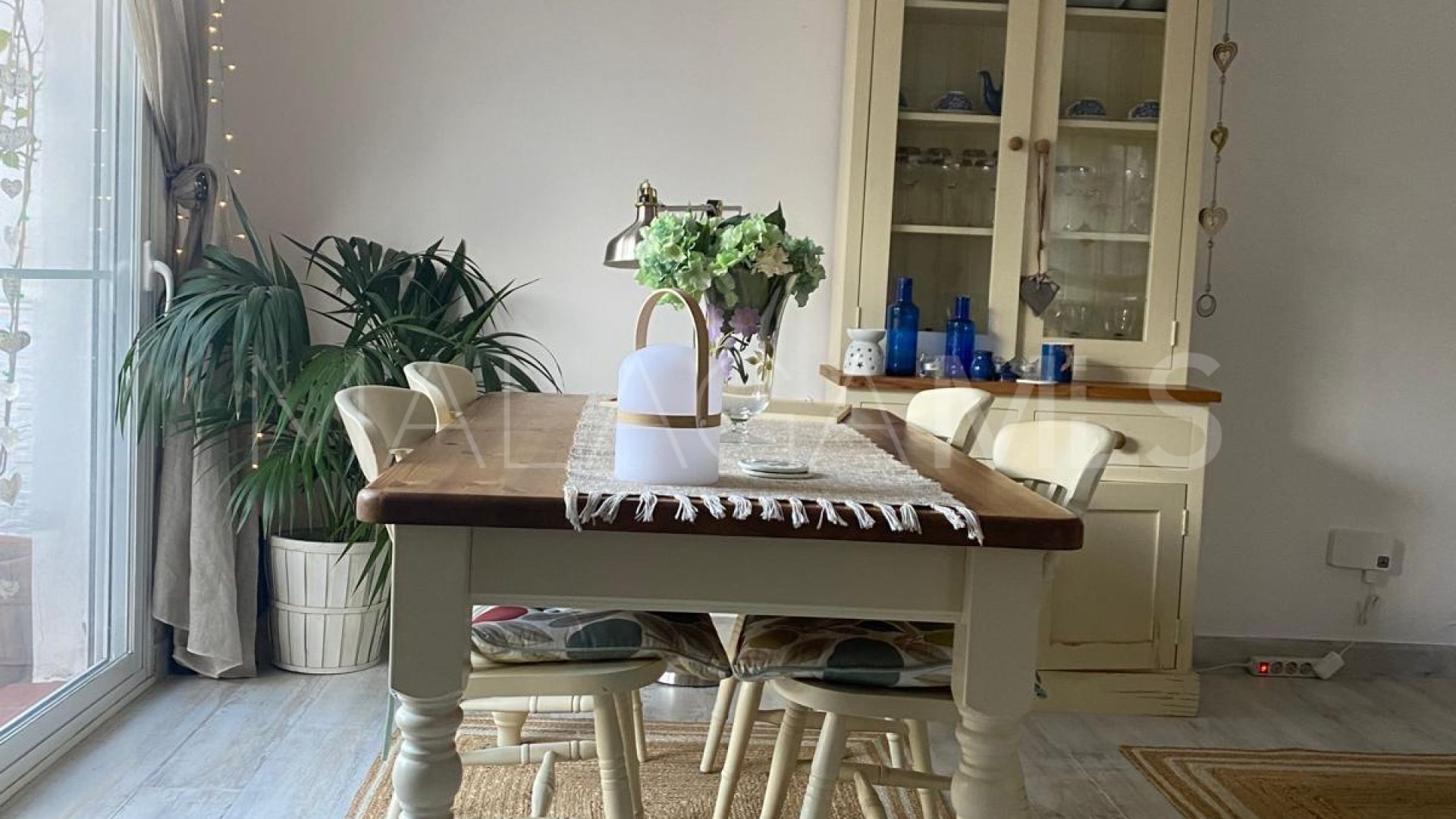 Parhus for sale in Casares Playa