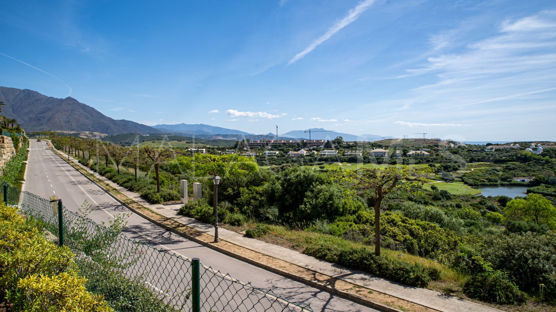 2 bedrooms ground floor apartment in Finca Cortesin for sale