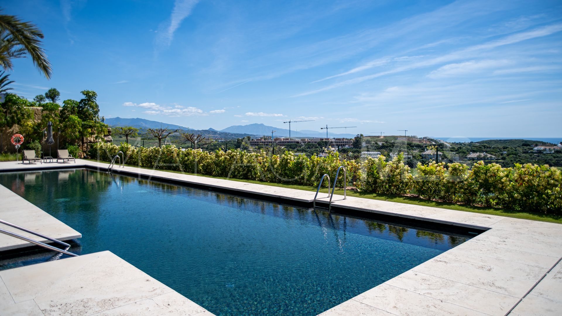 2 bedrooms ground floor apartment in Finca Cortesin for sale