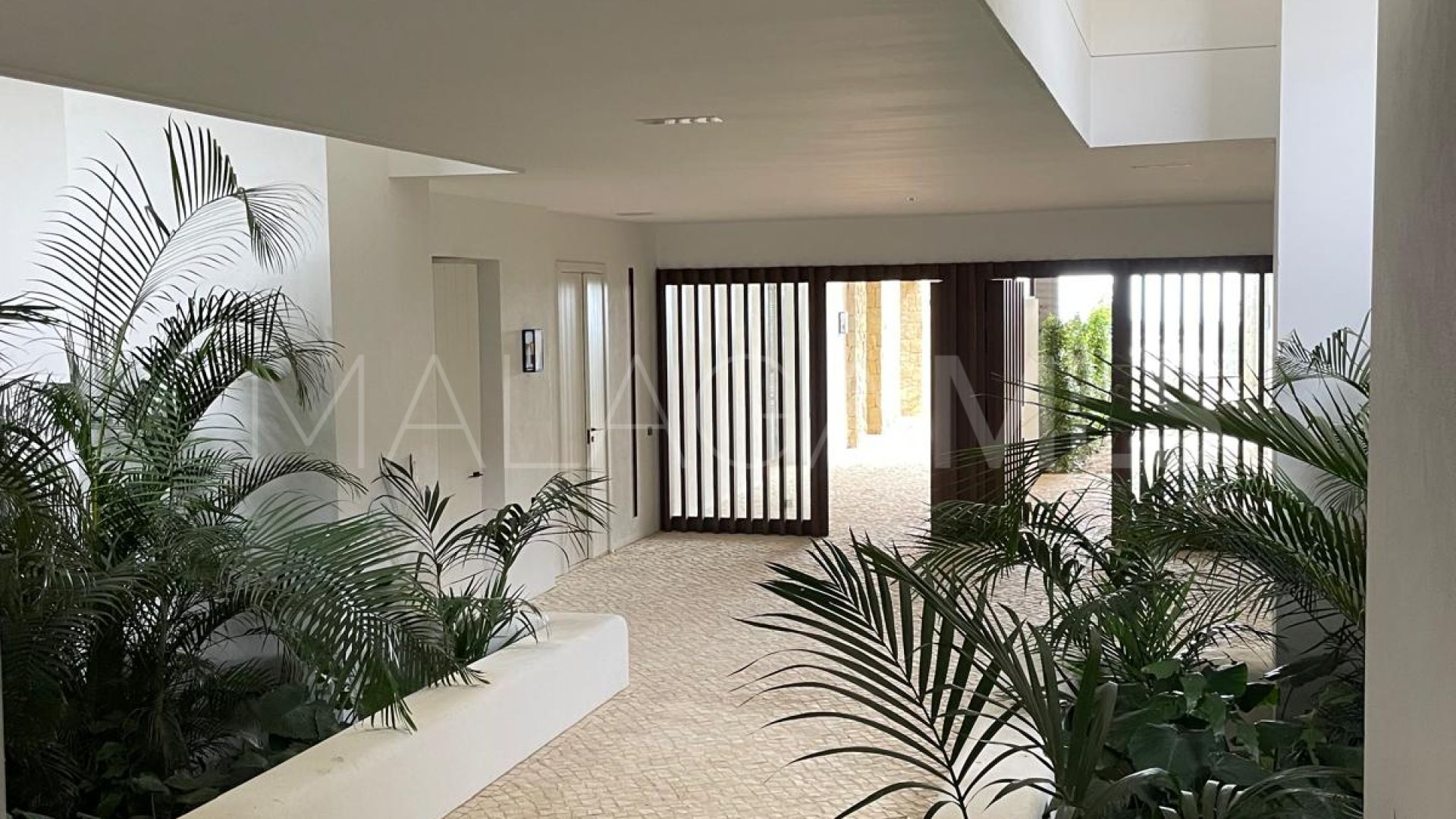 2 bedrooms ground floor apartment in Finca Cortesin for sale