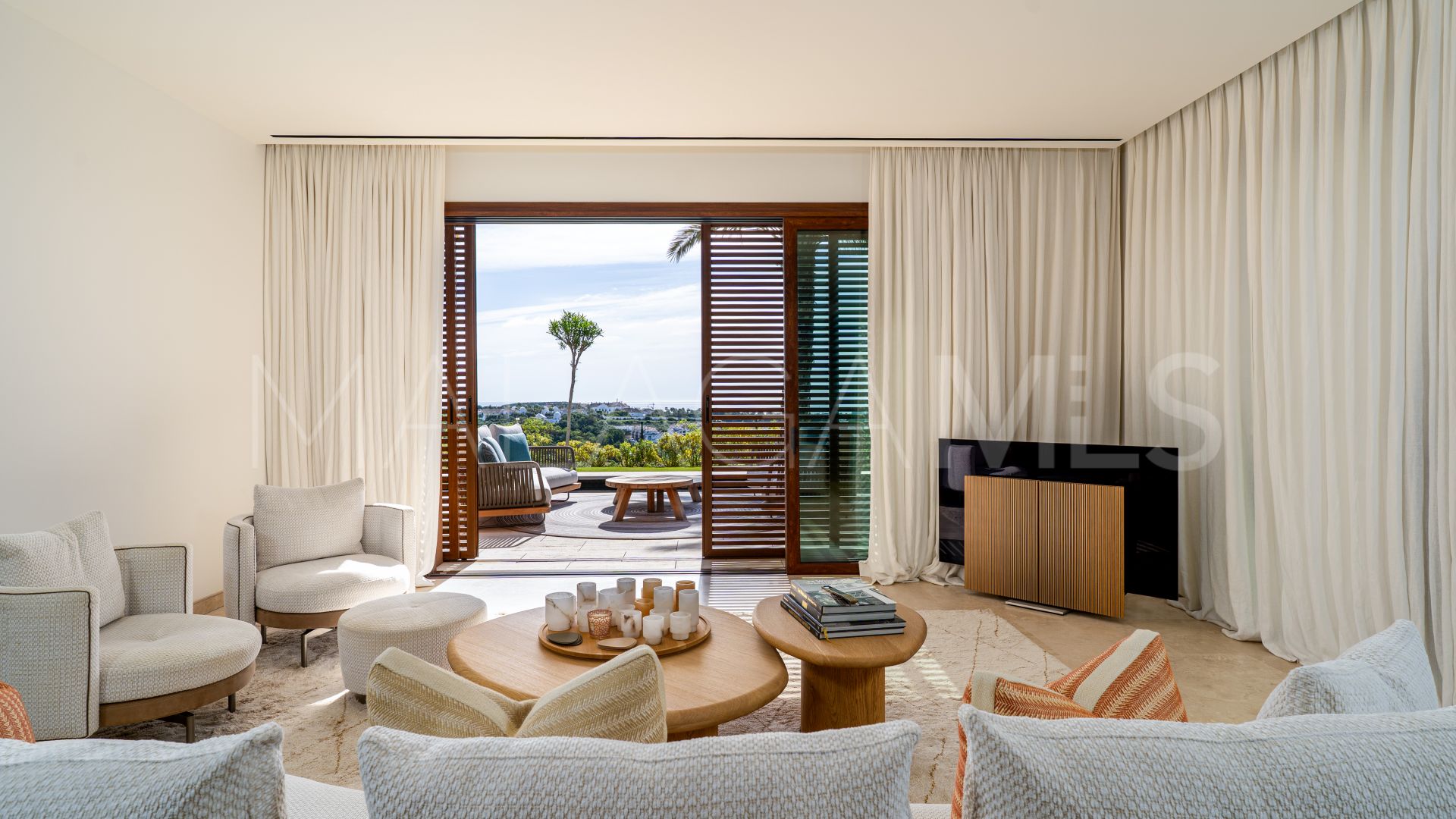 2 bedrooms ground floor apartment in Finca Cortesin for sale