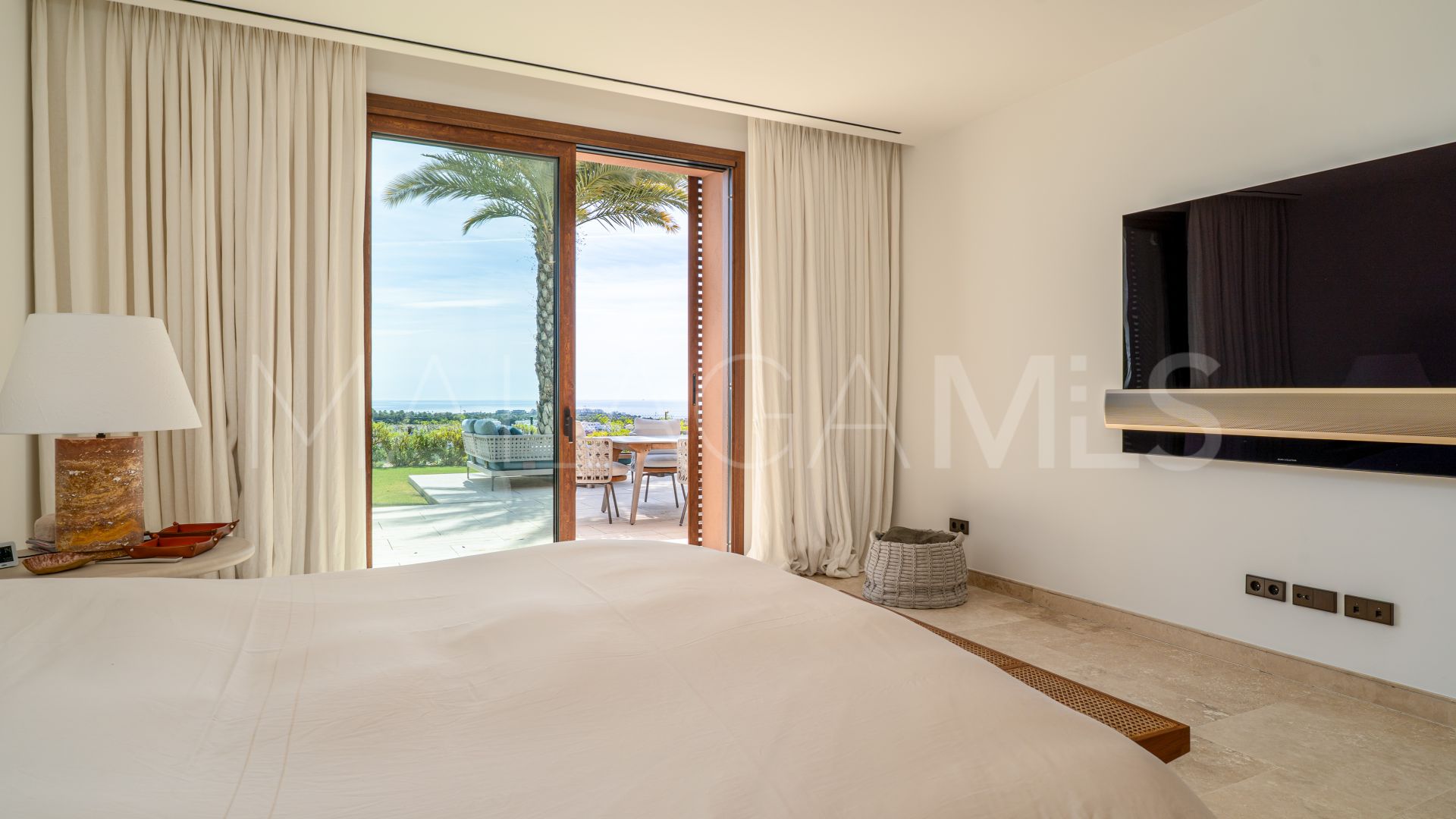2 bedrooms ground floor apartment in Finca Cortesin for sale