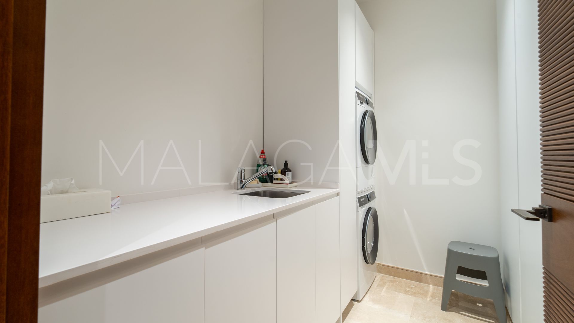 2 bedrooms ground floor apartment in Finca Cortesin for sale