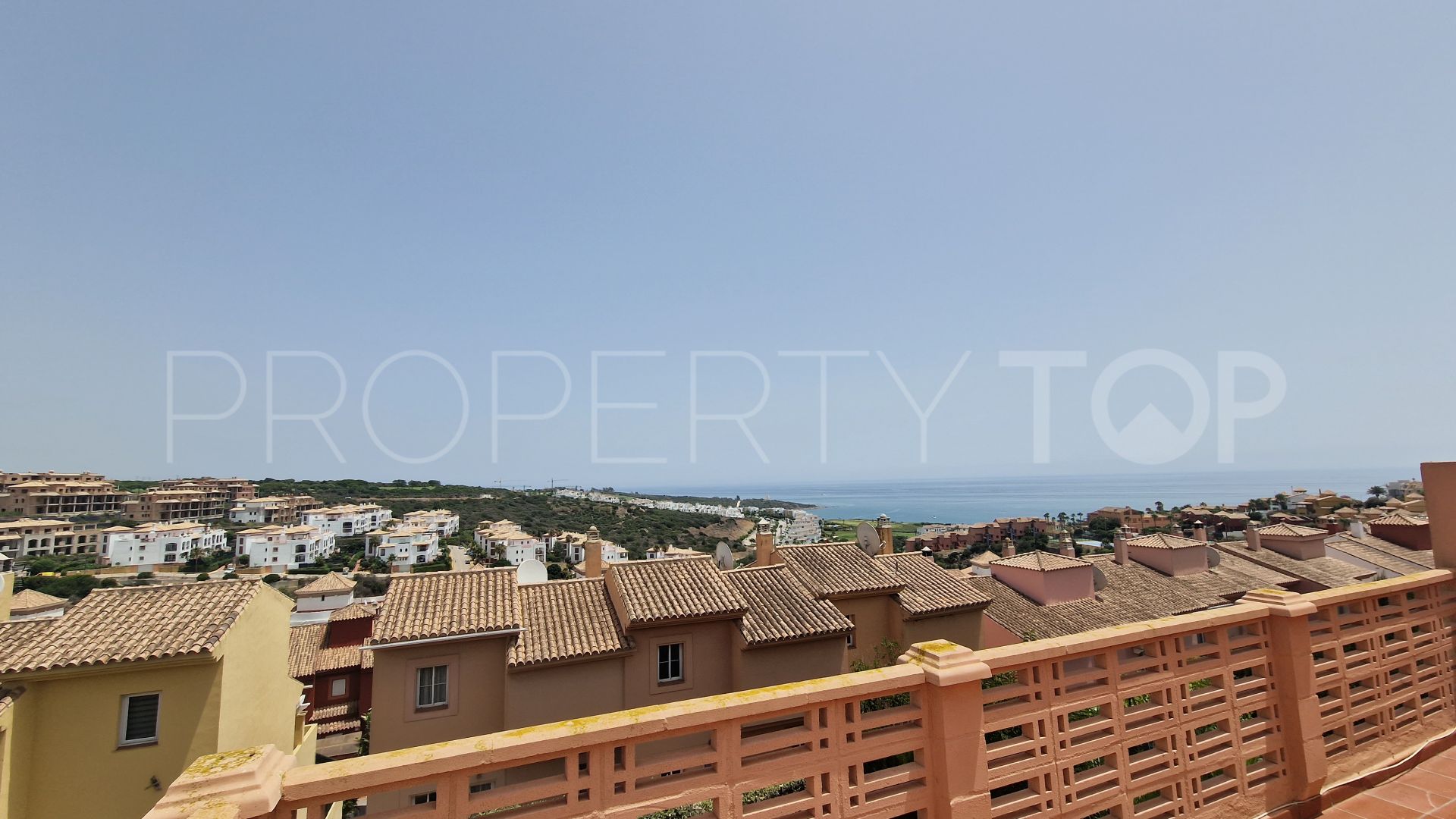 4 bedrooms town house in Alcaidesa Costa for sale