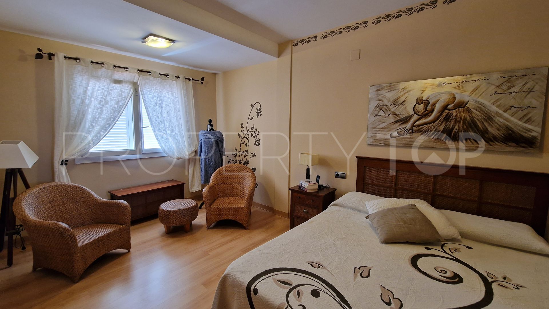 Villa with 5 bedrooms for sale in Alcaidesa Costa