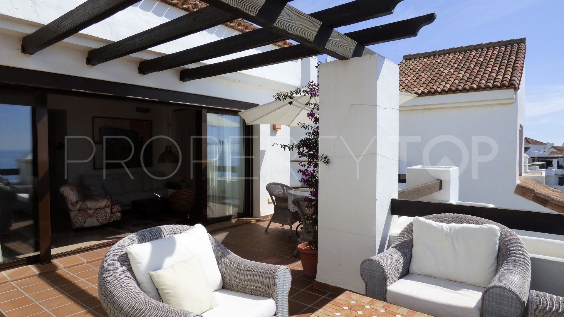 For sale penthouse in Alcaidesa Golf