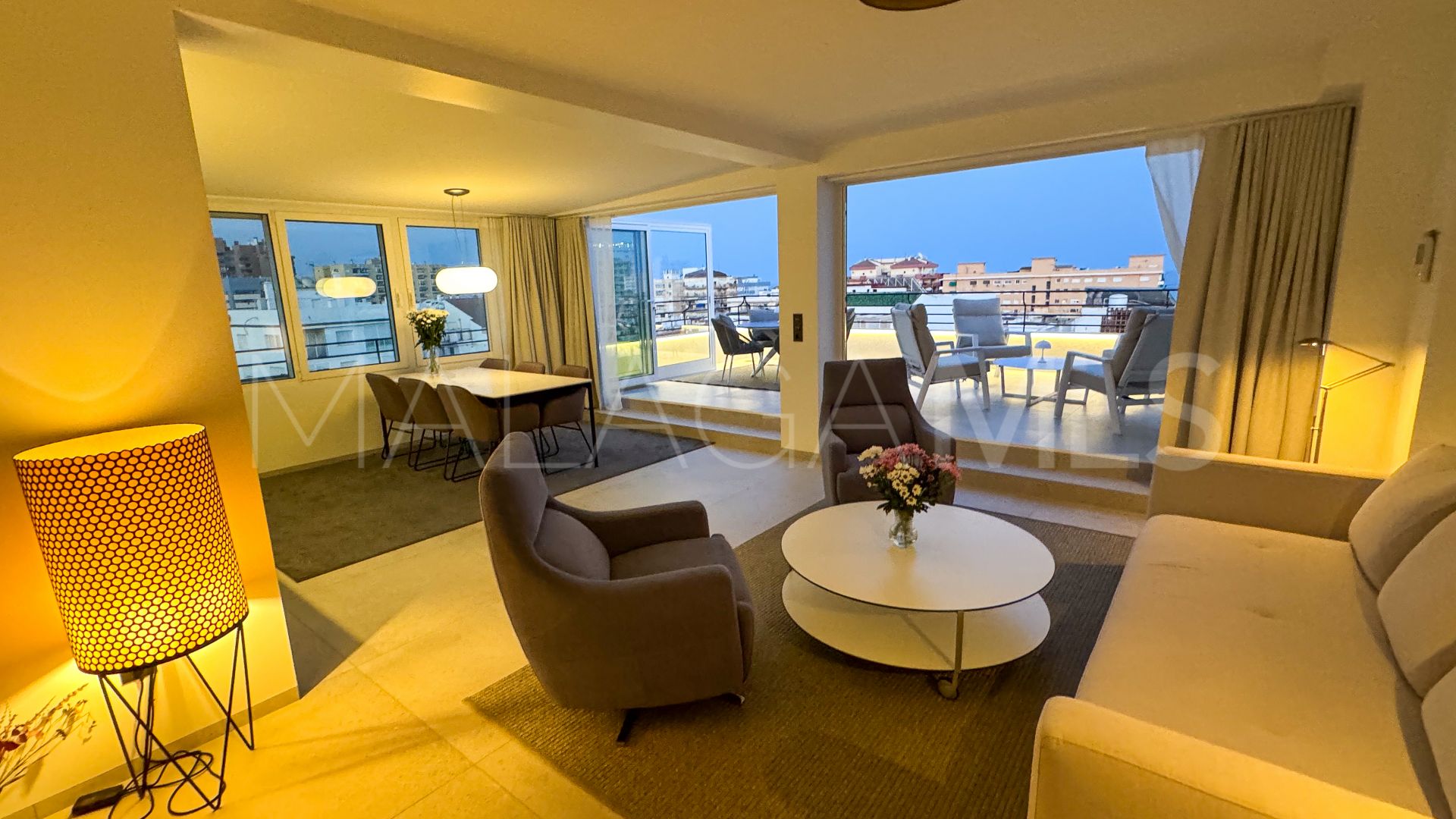 Penthouse for sale in Fuengirola with 4 bedrooms