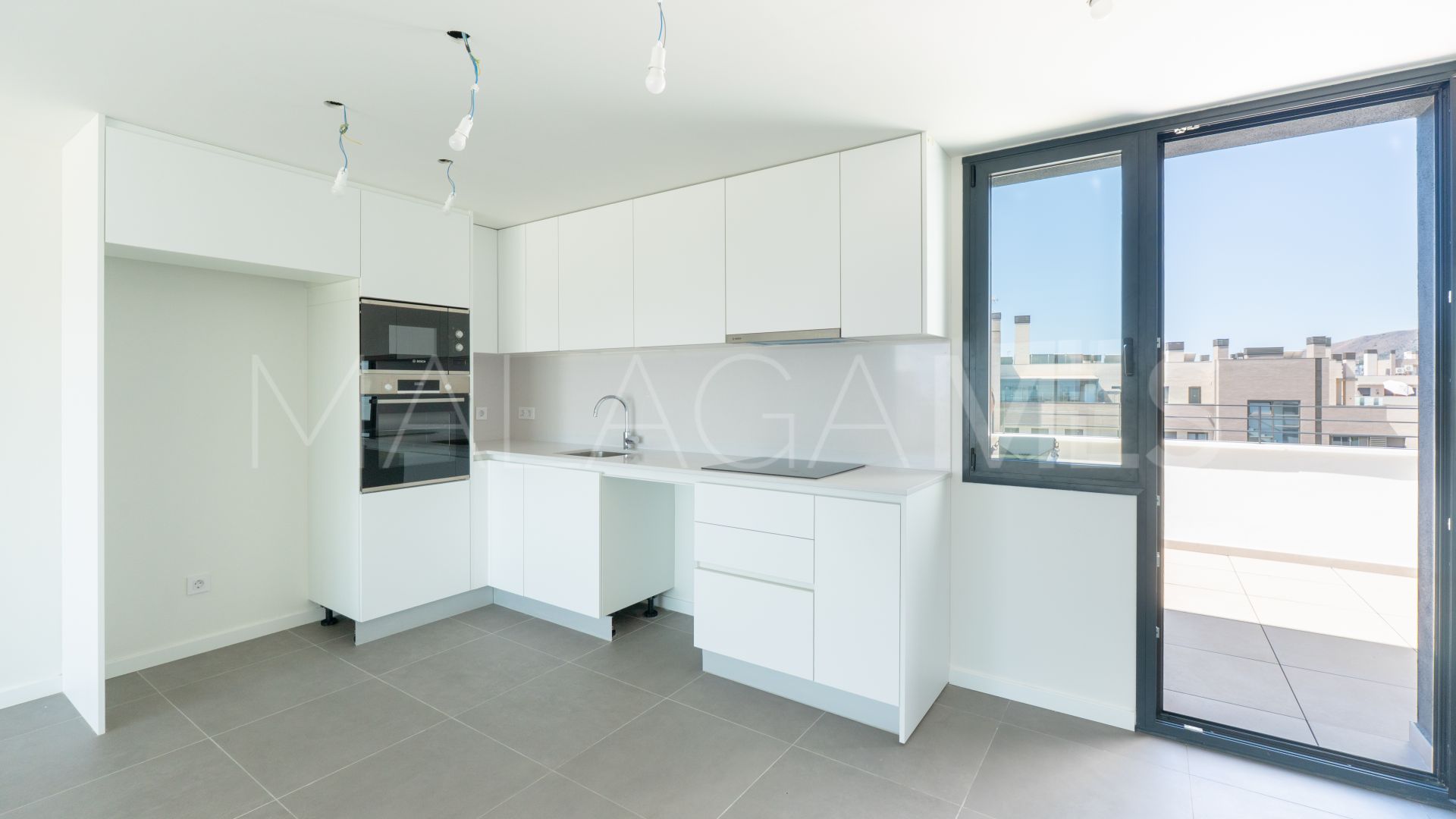 Ático with 3 bedrooms for sale in Torremolinos