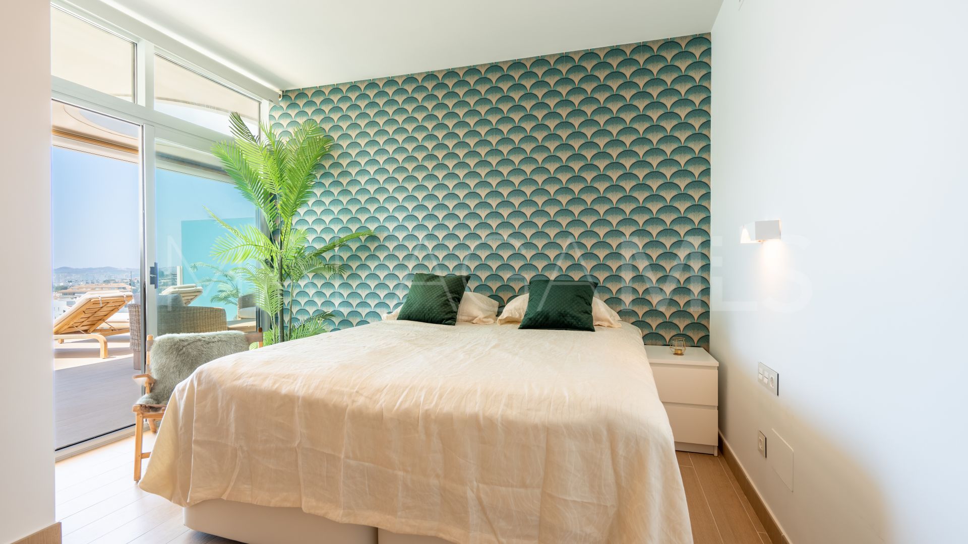 Appartement terrasse for sale in El Higueron