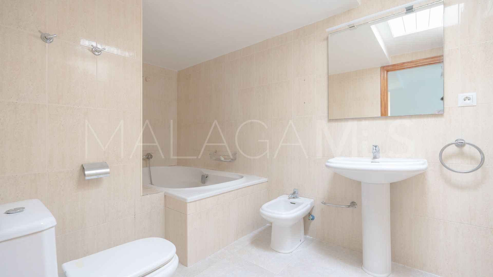 Villa for sale in Cerrado del Aguila