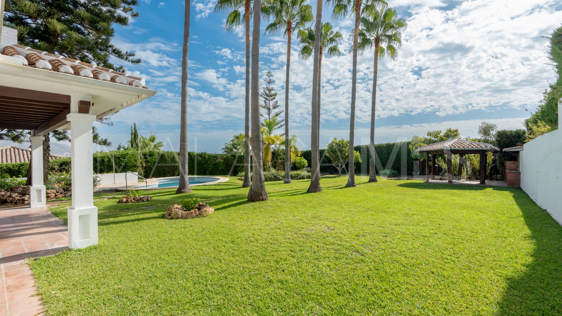 Villa for sale in Cerrado del Aguila