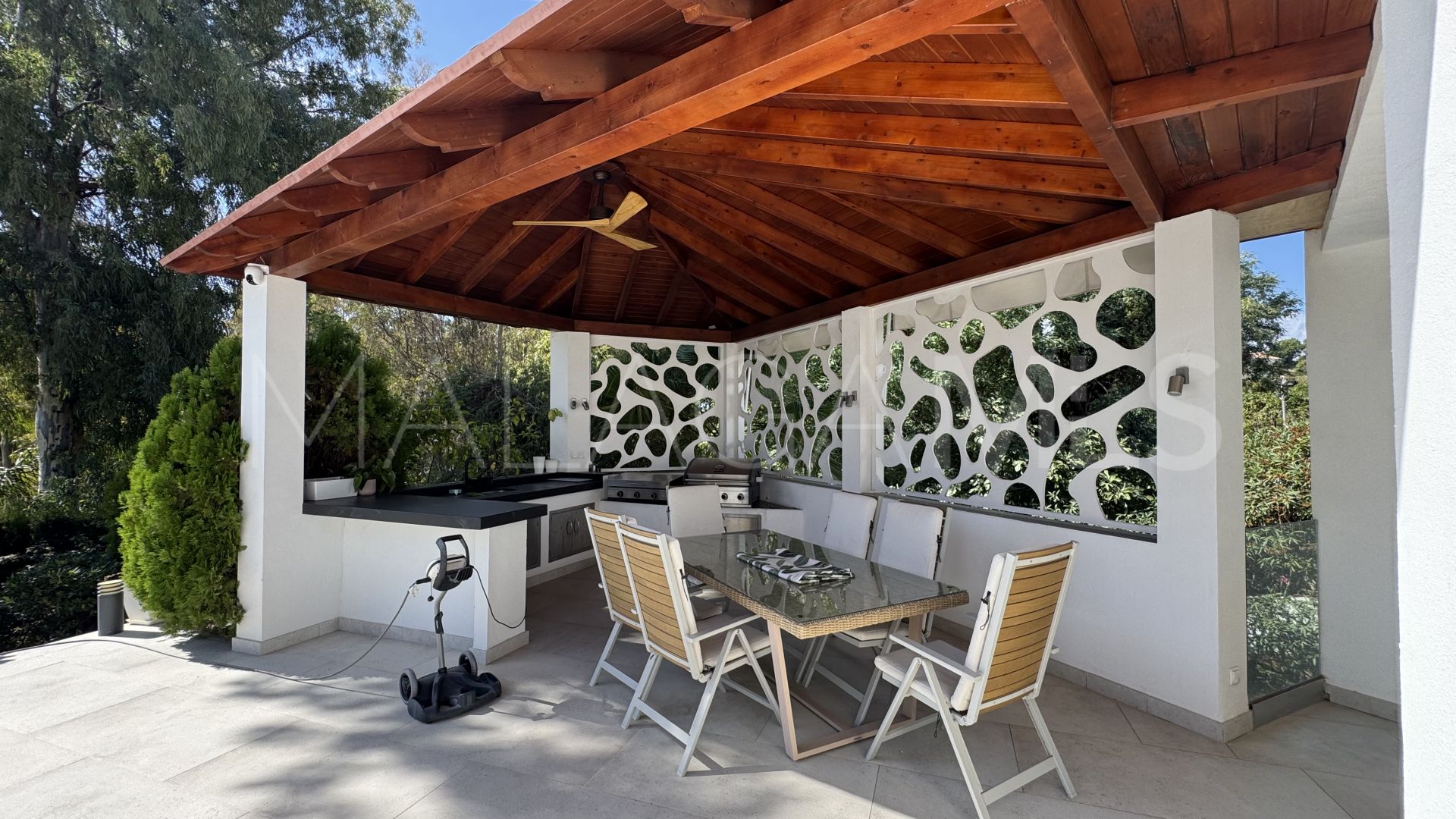 Villa for sale in El Herrojo