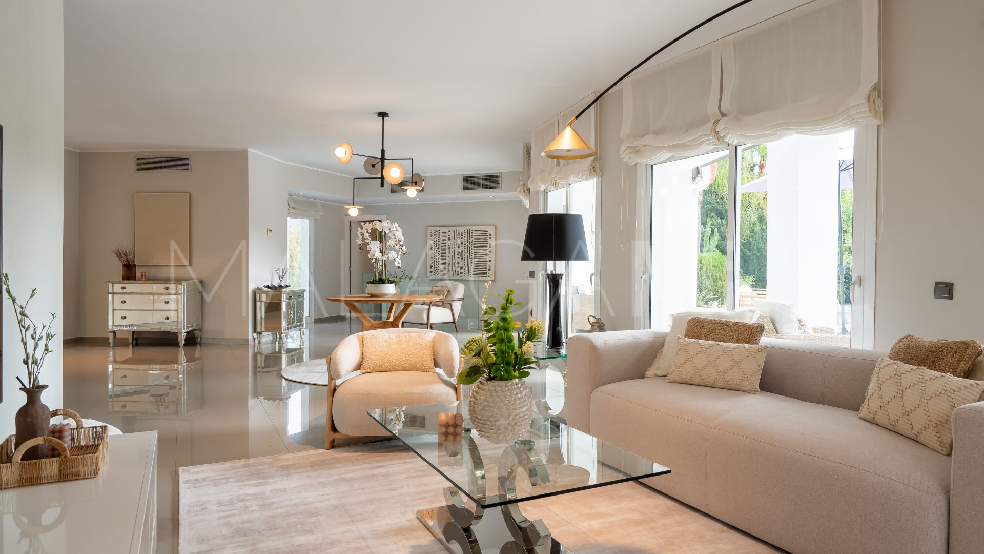 Villa for sale in El Herrojo