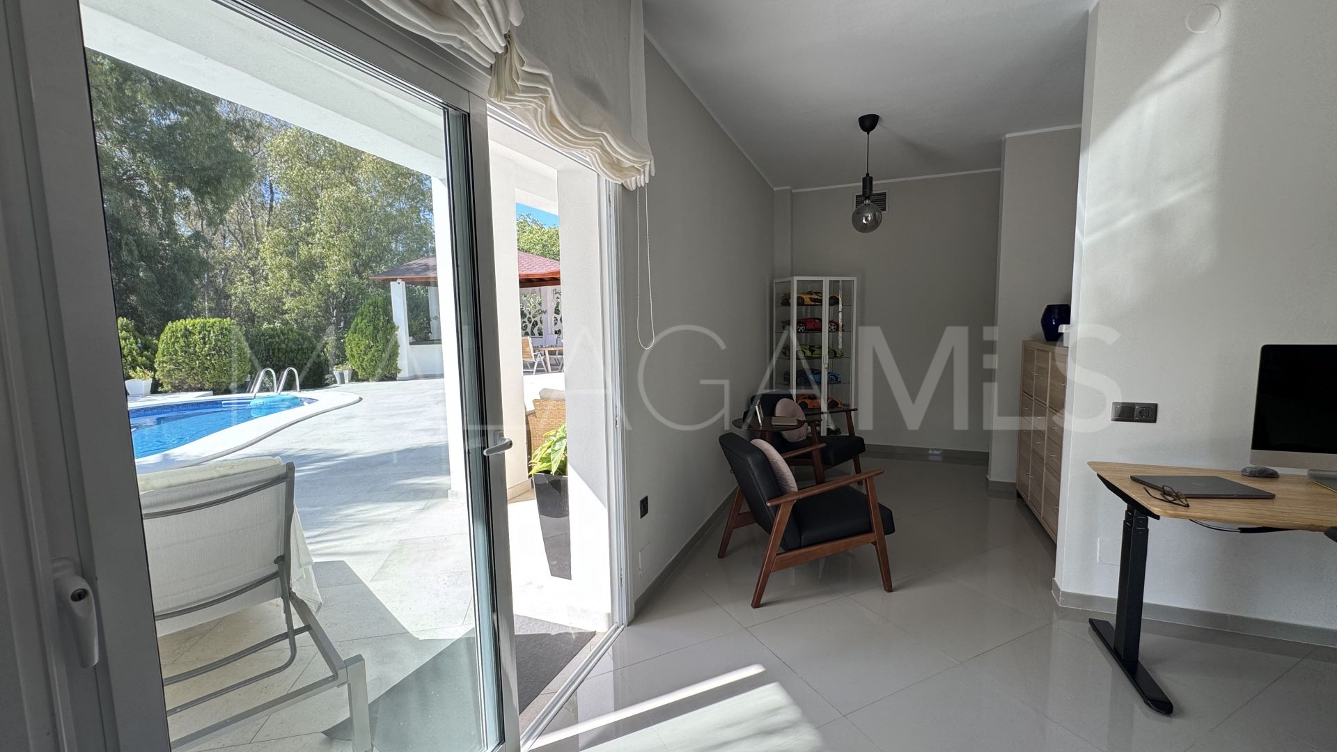 Villa for sale in El Herrojo