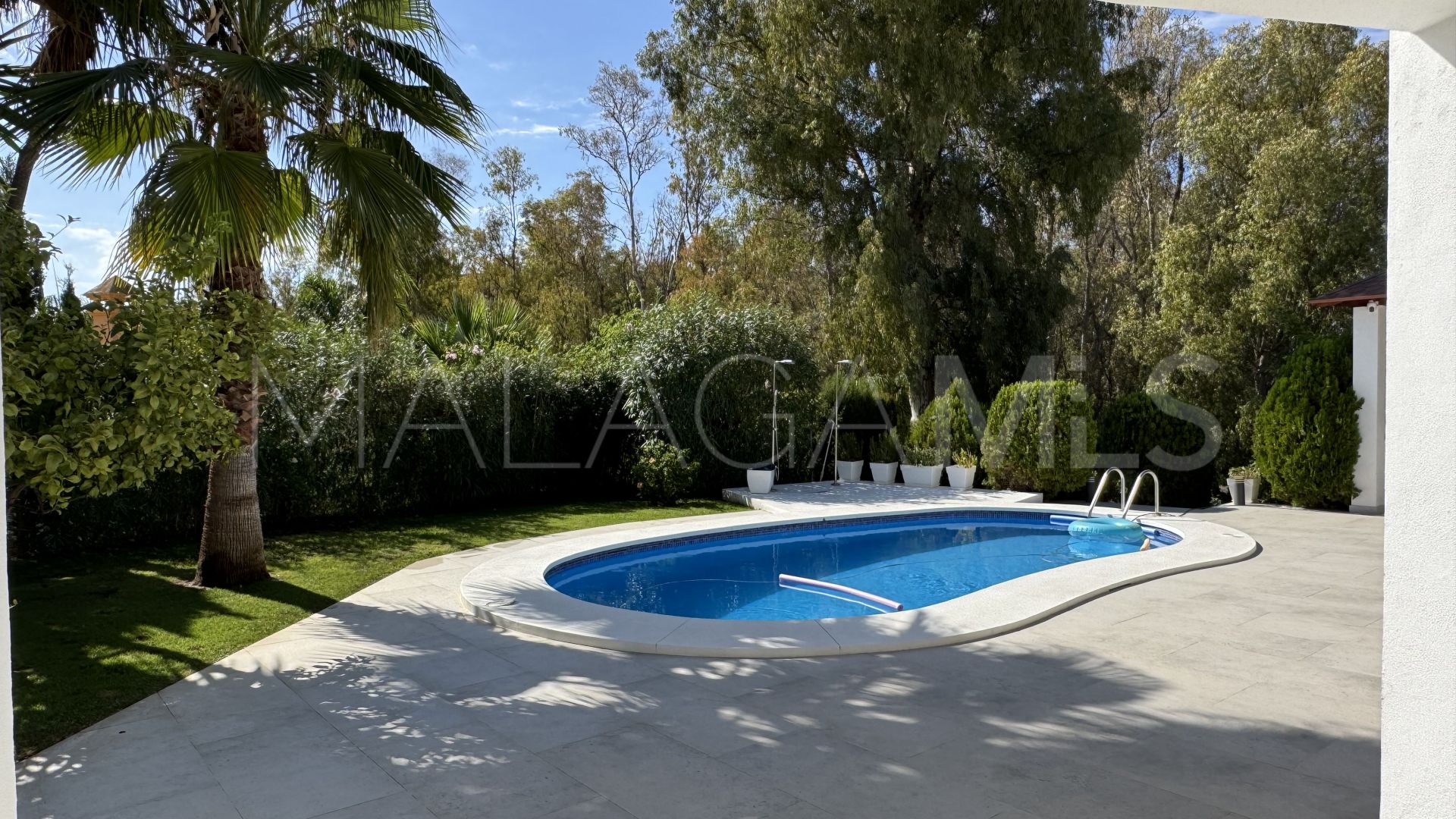 Villa for sale in El Herrojo