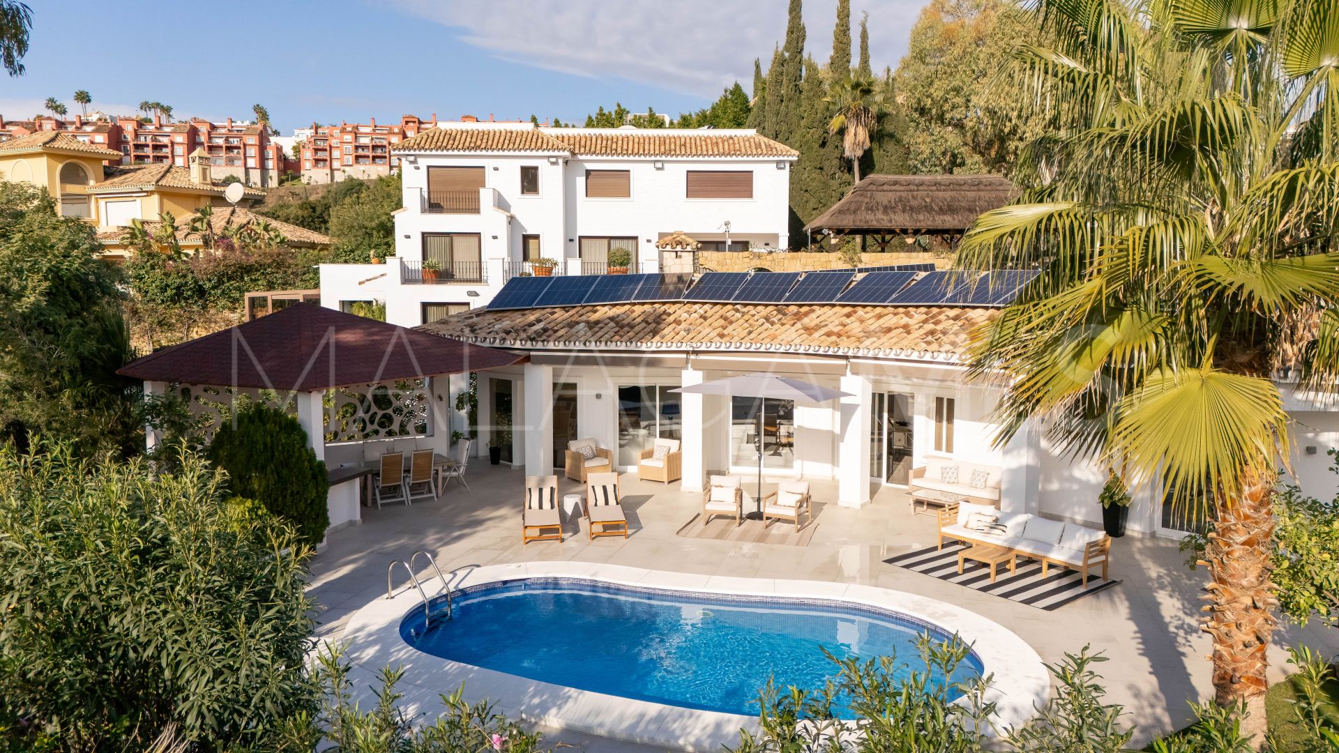 Villa for sale in El Herrojo