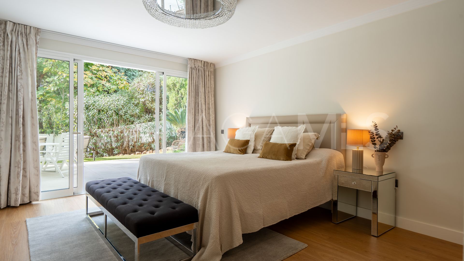 Villa for sale in El Herrojo