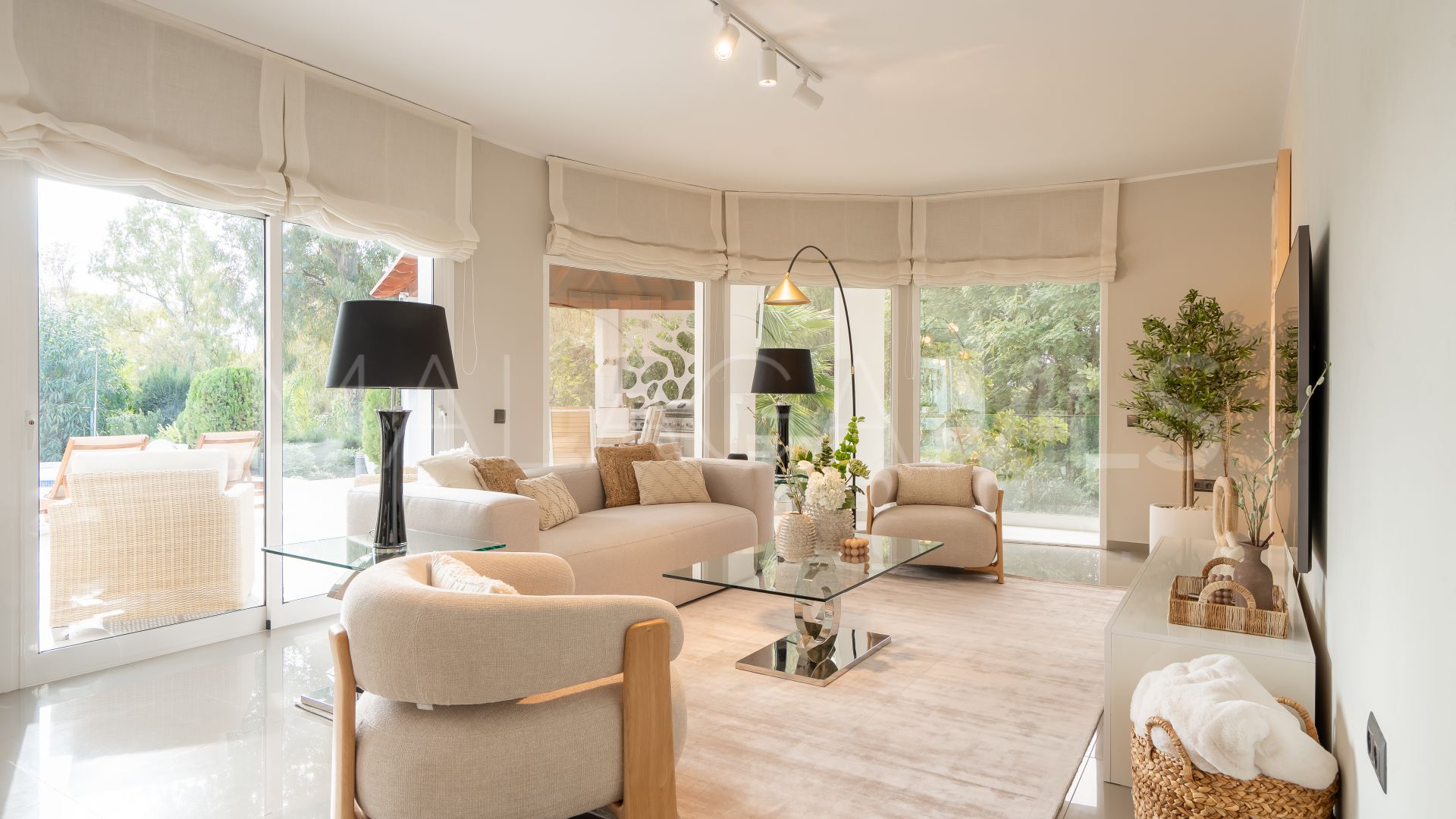 Villa for sale in El Herrojo