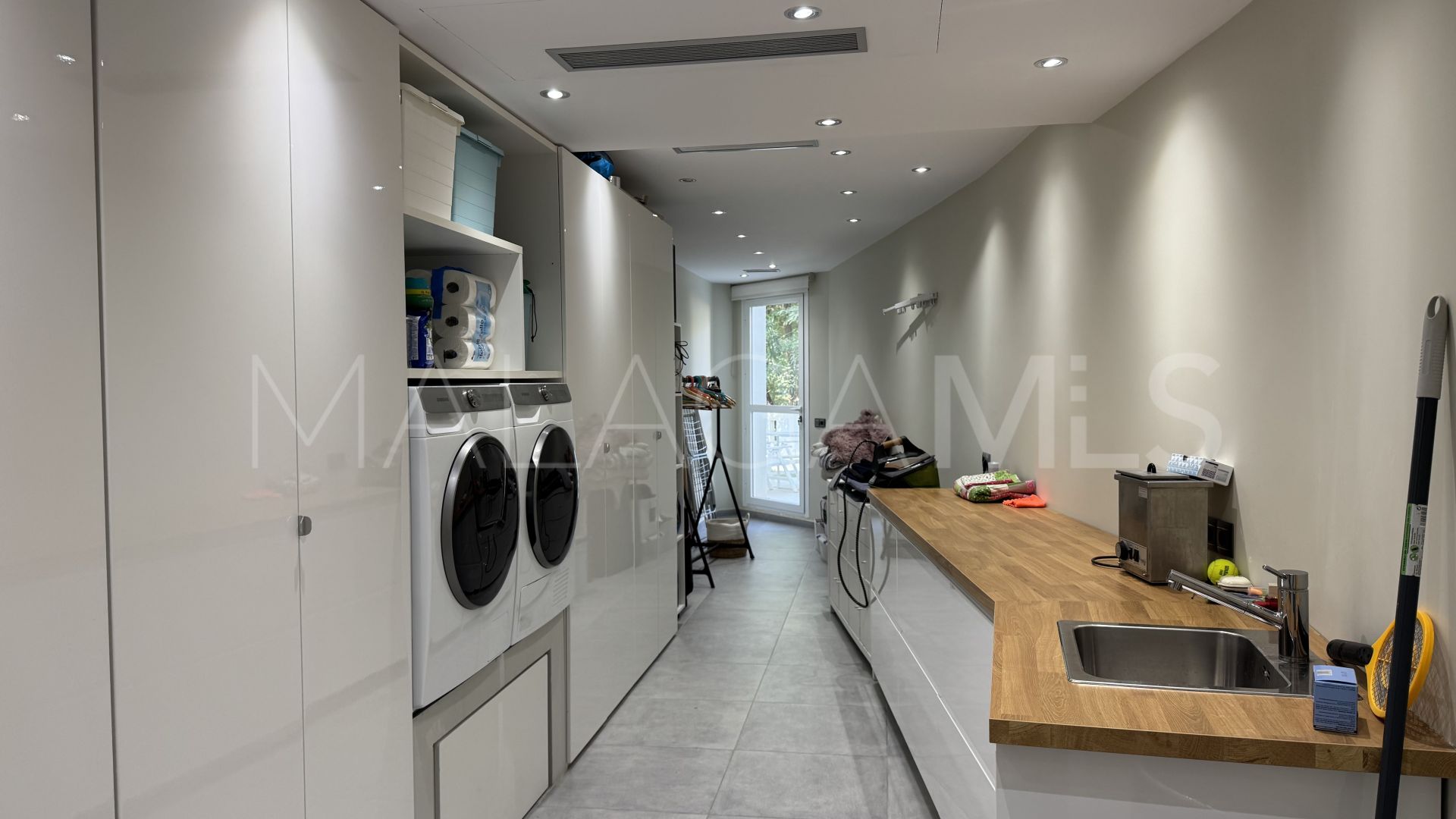 Villa for sale in El Herrojo